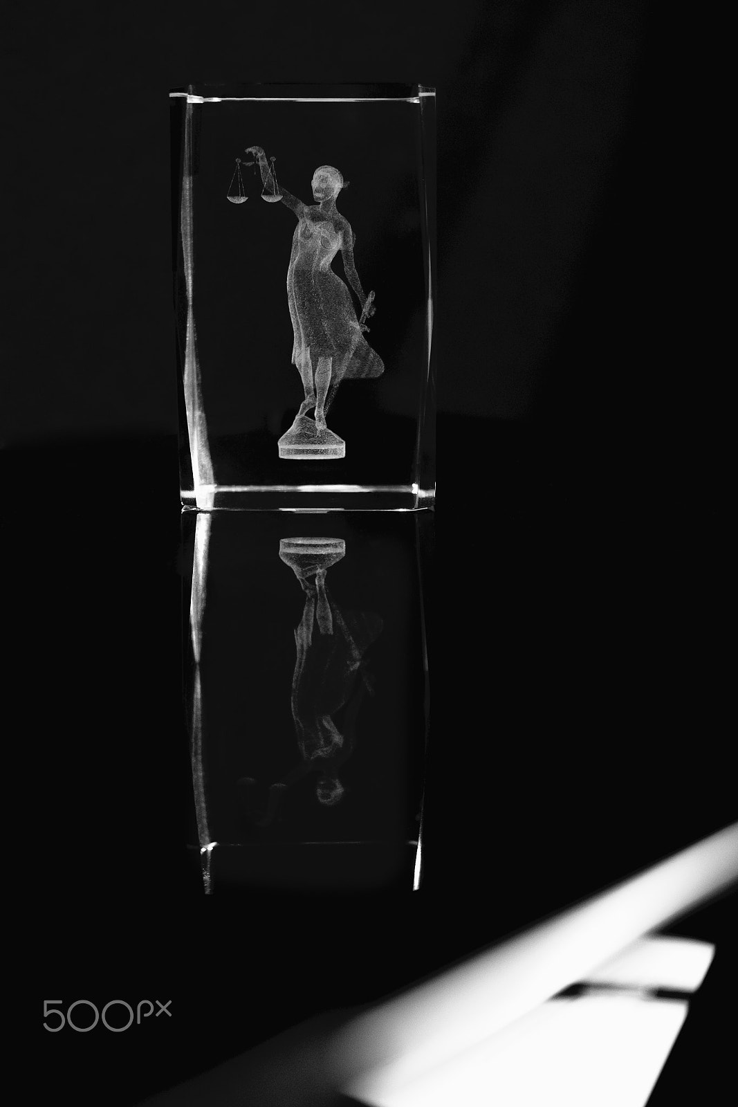 Fujifilm X-T10 + Fujifilm XF 27mm F2.8 sample photo. Justice / justiça photography