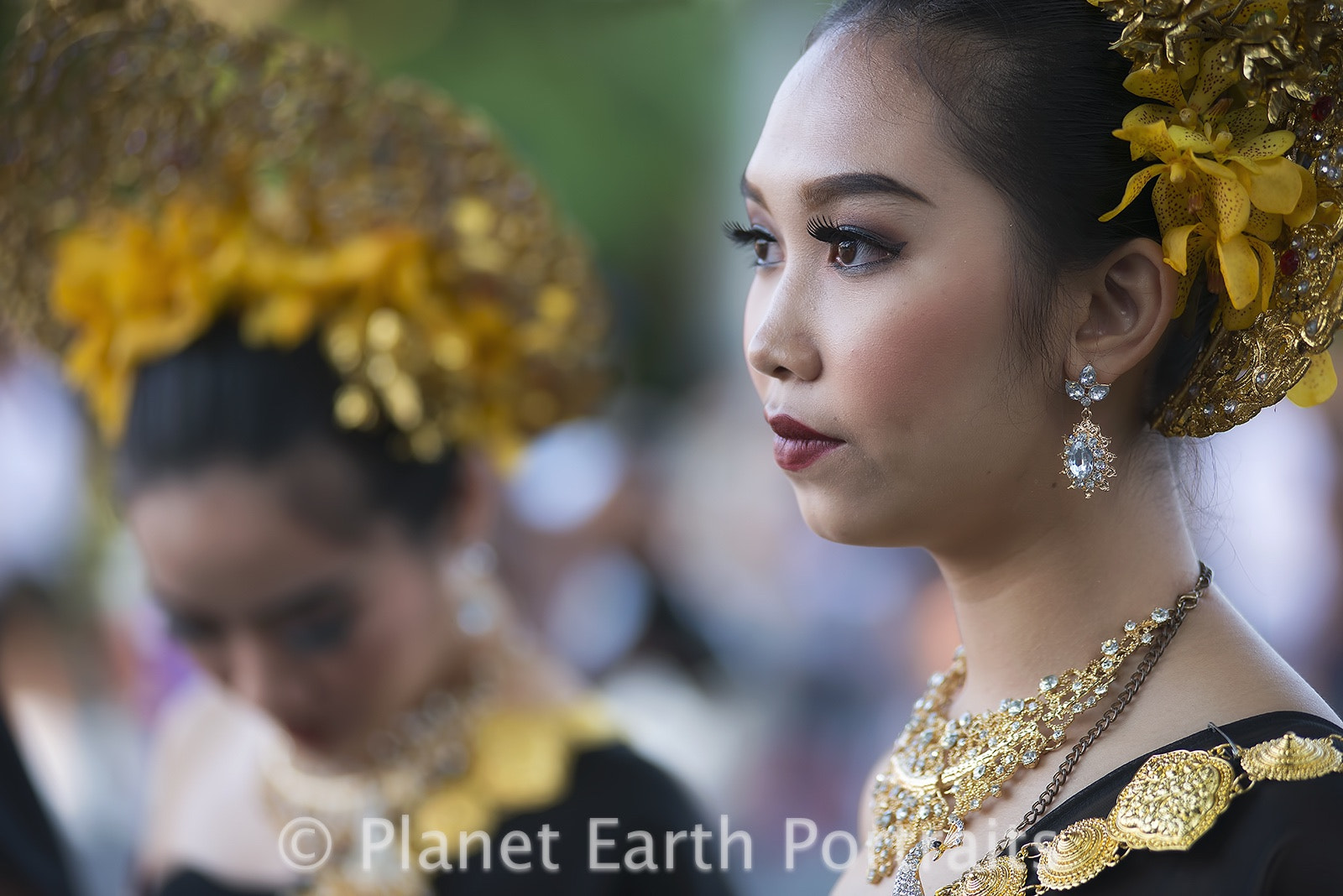 Nikon AF-Nikkor 80-200mm F2.8D ED sample photo. Chang mai beauty photography