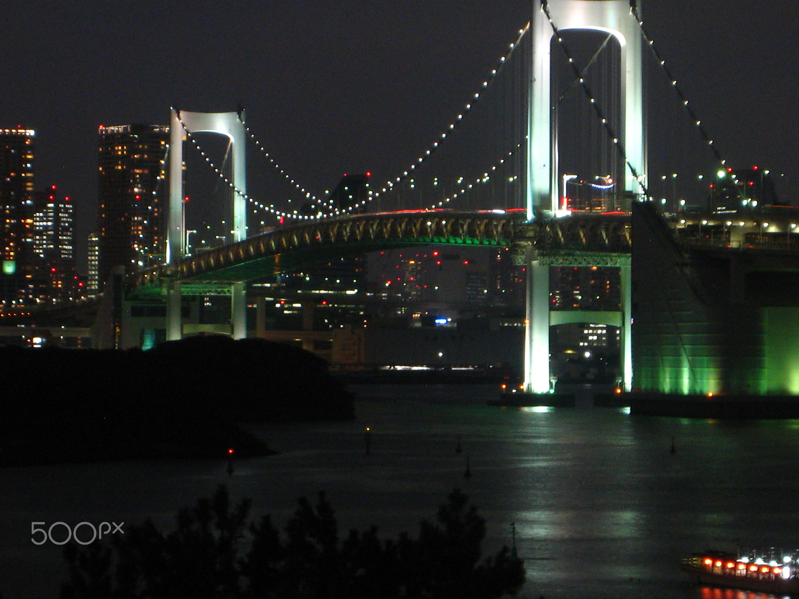 Canon POWERSHOT SD800 IS sample photo. Over the rainbow bridge photography