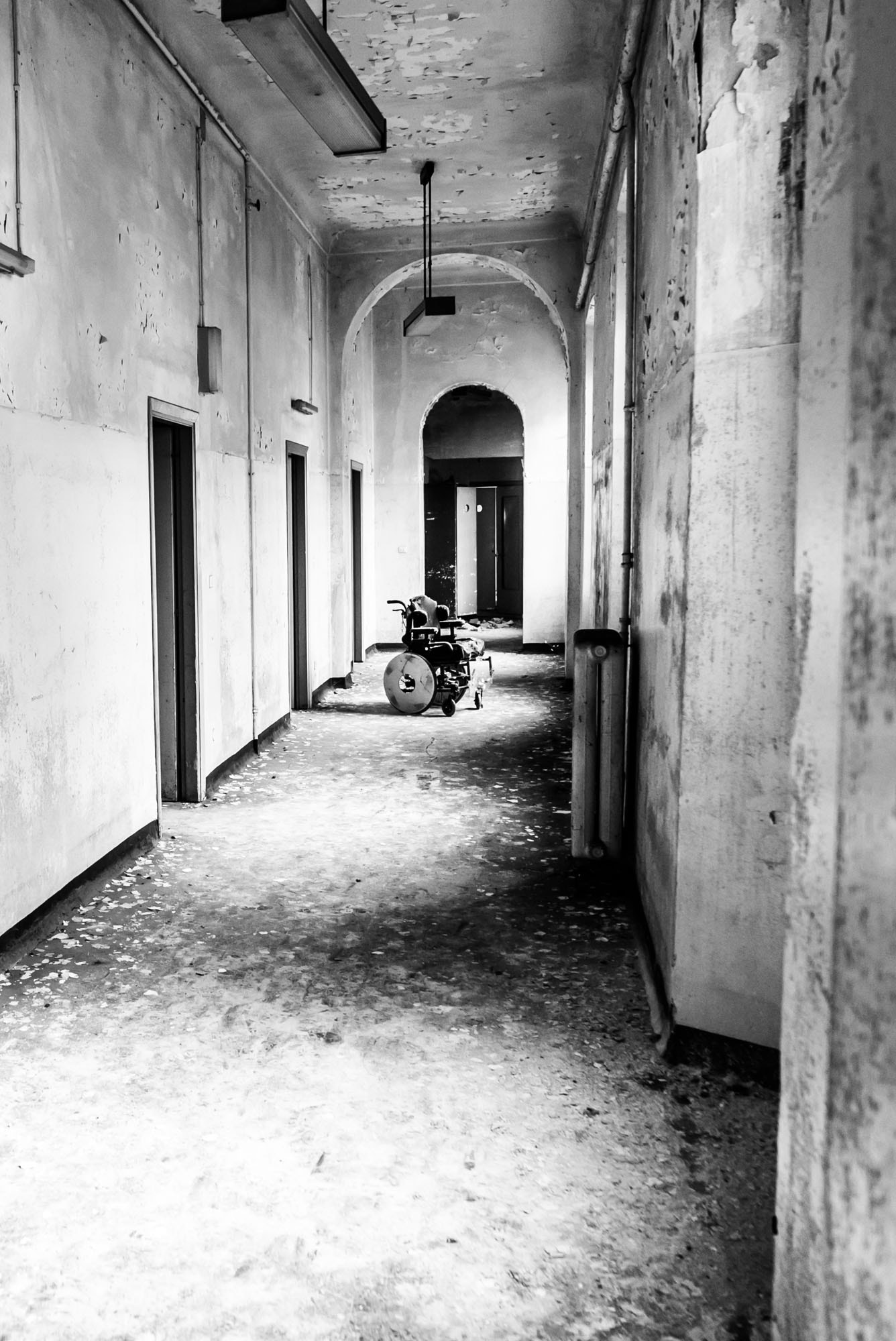 Sony a7S II + Sony Vario Tessar T* FE 24-70mm F4 ZA OSS sample photo. Voghera ex psychiatric hospital photography