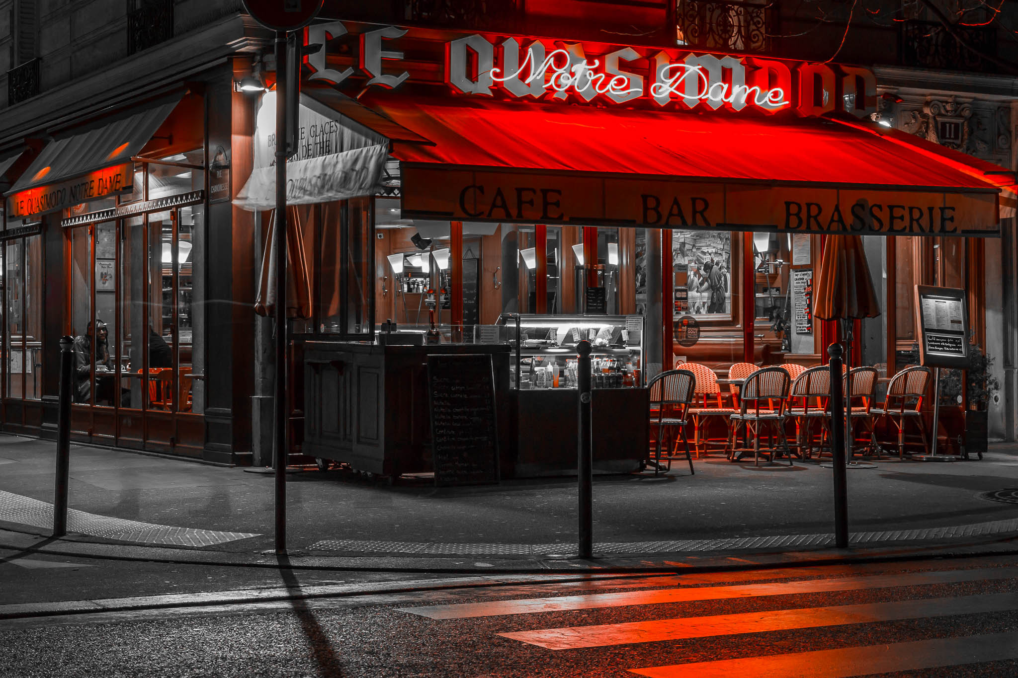Canon EF 16-35mm F4L IS USM sample photo. Le quasimodo photography