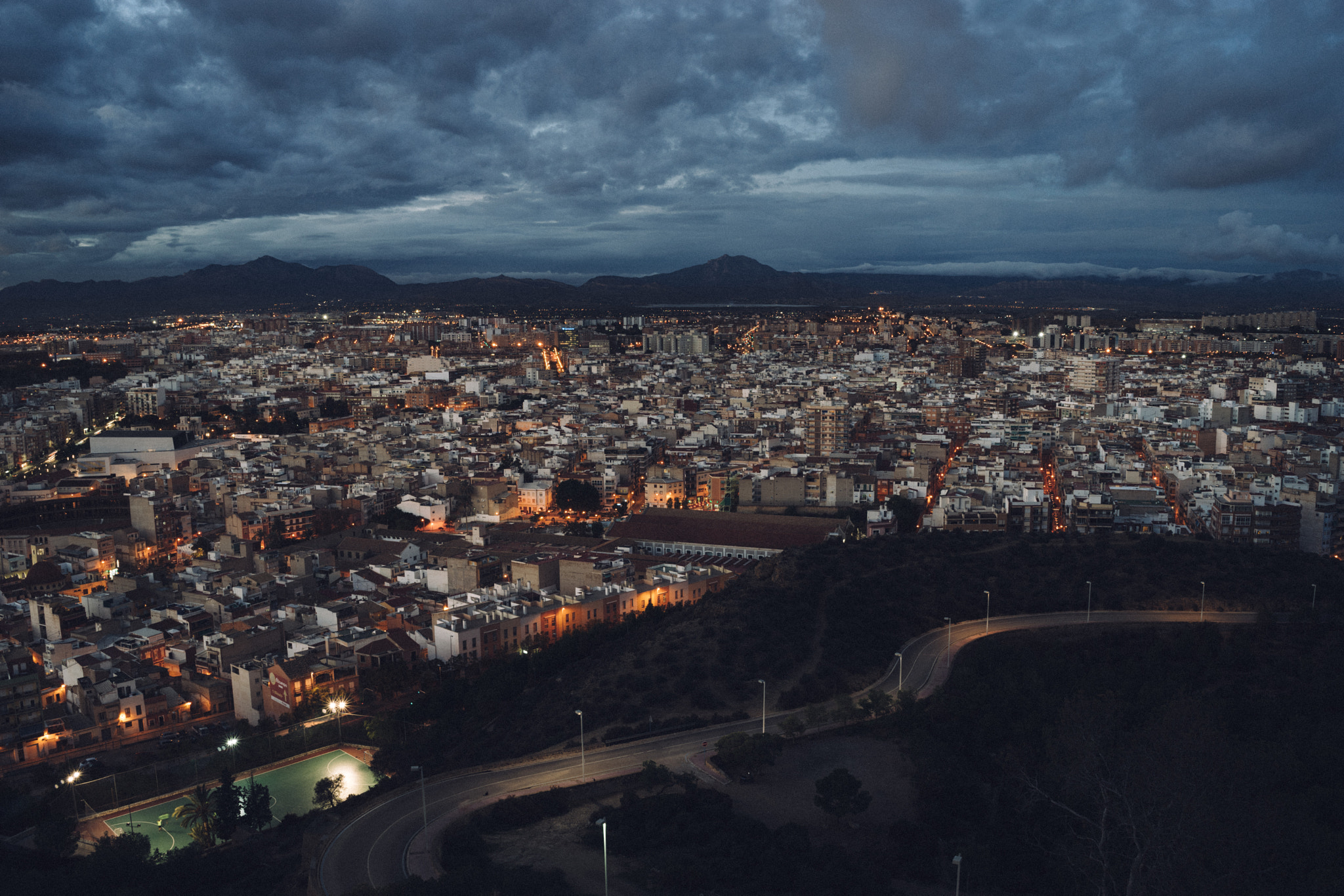 Sony a7 + Sony FE 28mm F2 sample photo. Alicante • blast photography
