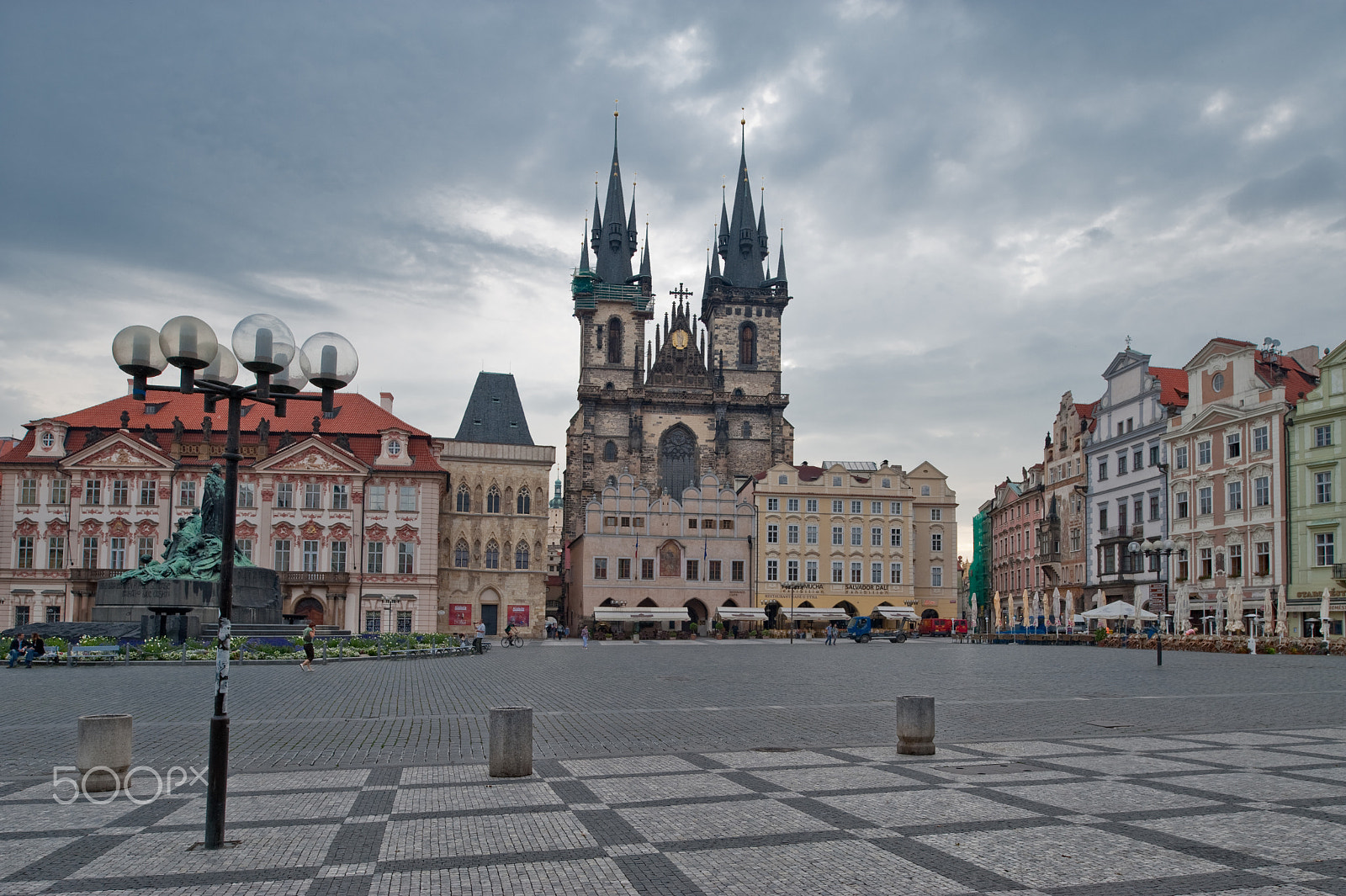 Nikon D700 + Nikon PC-E Nikkor 24mm F3.5D ED Tilt-Shift sample photo. Old town square photography