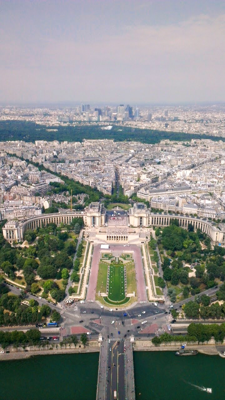 HTC ONE X sample photo. Jardins du trocadero  photography
