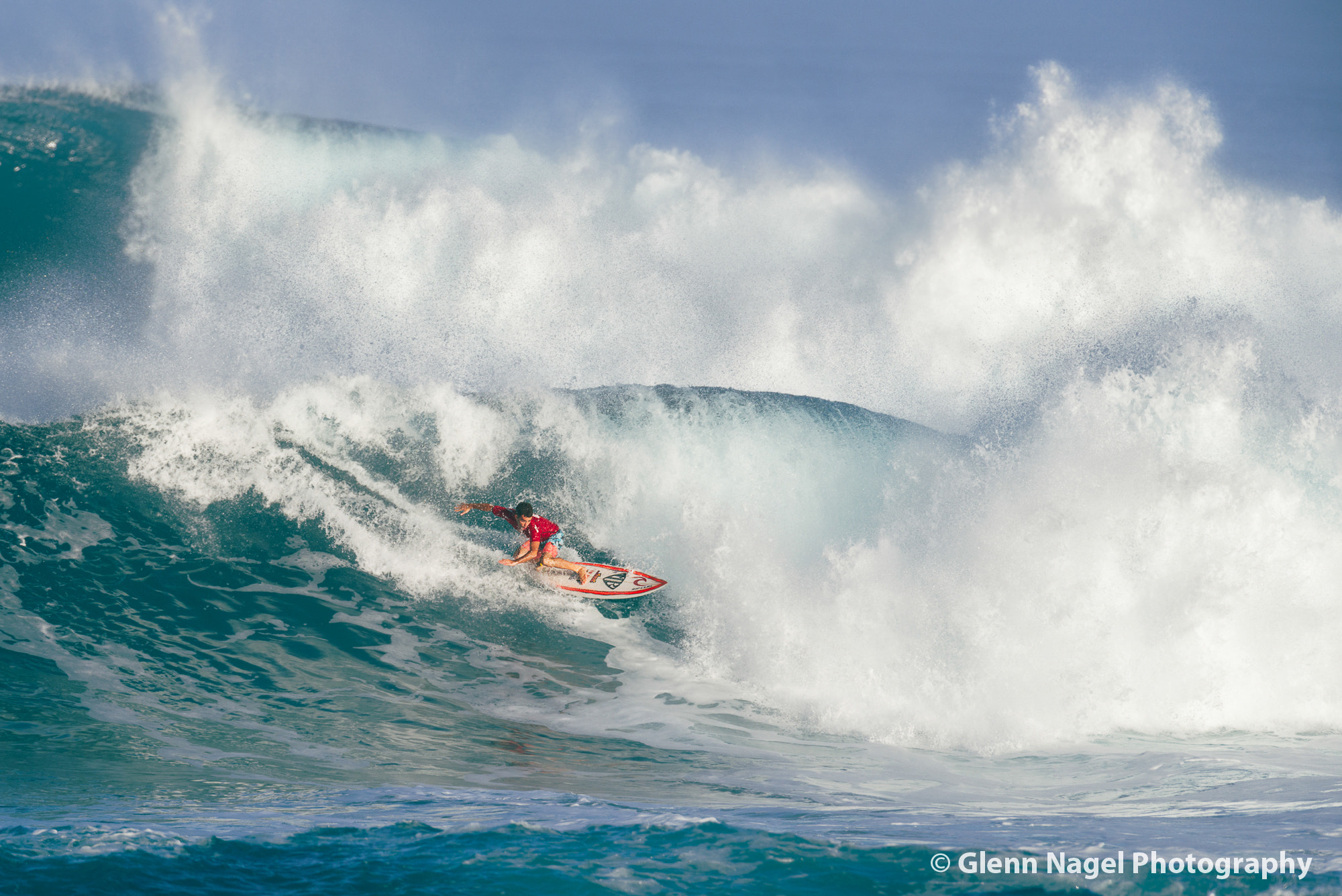 Nikon D800 + Nikon AF-S Nikkor 500mm F4G ED VR sample photo. Surfing the big waves photography