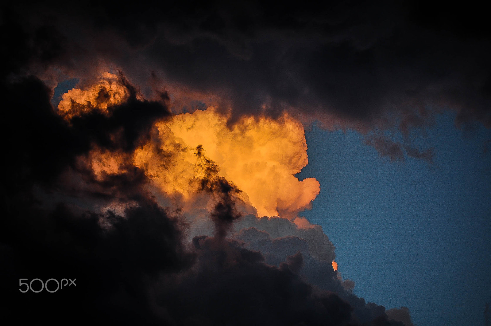 Nikon D40 sample photo. Sunset with beautiful clouds photography