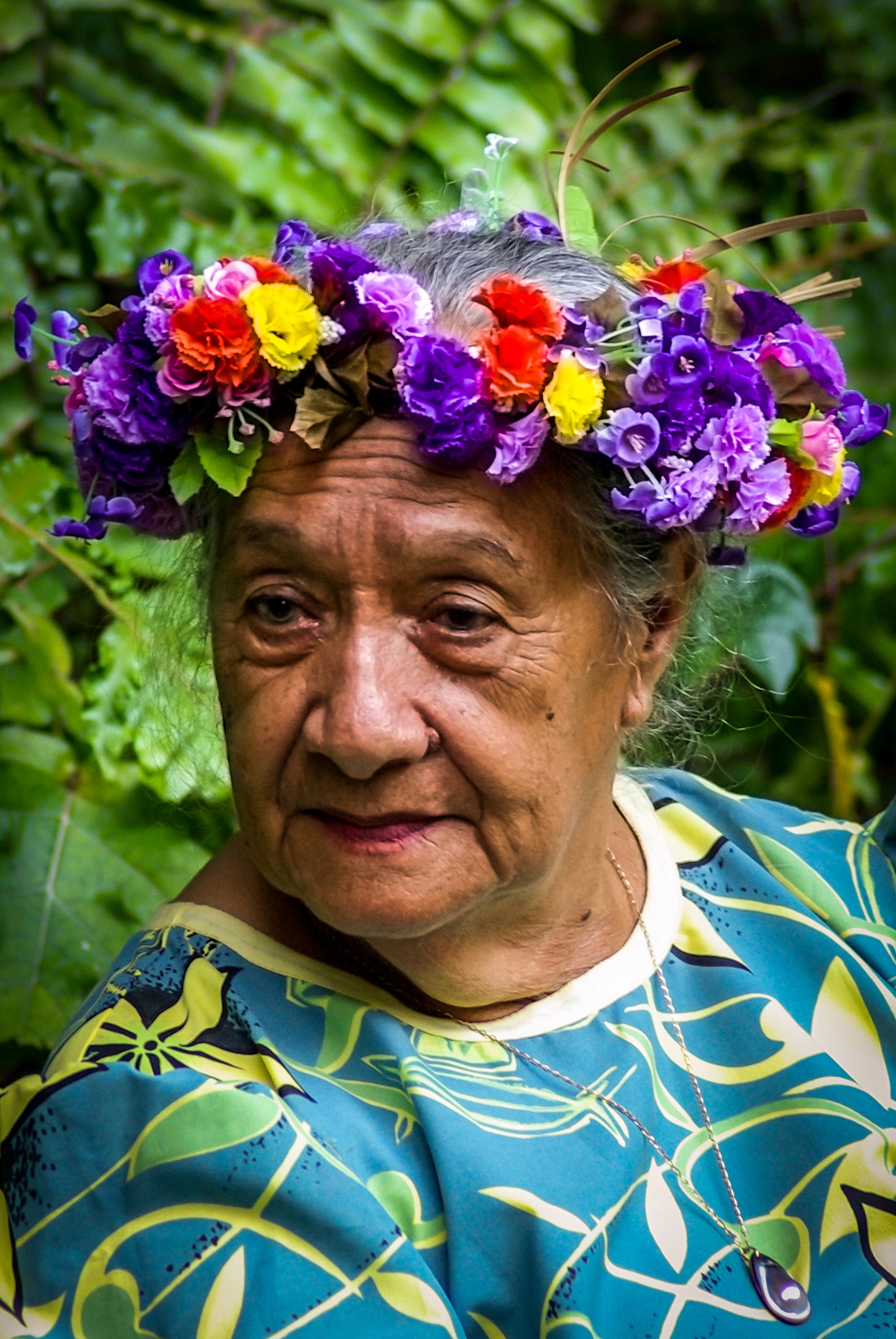 Pentax K10D sample photo. Une "mama" de rurutu (polynesie)... photography