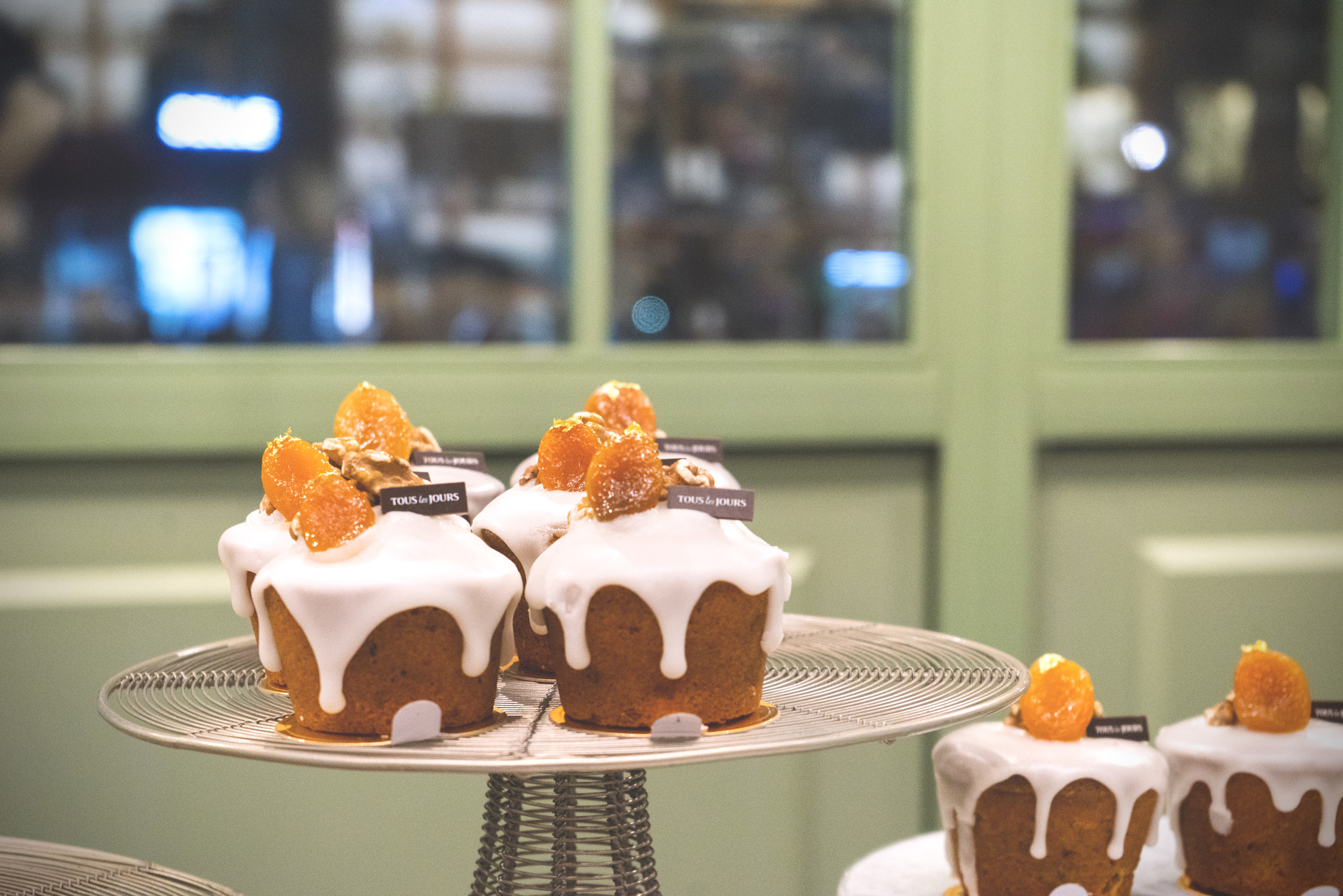Sony a7R + Sony FE 28-70mm F3.5-5.6 OSS sample photo. Sweet dessert photography