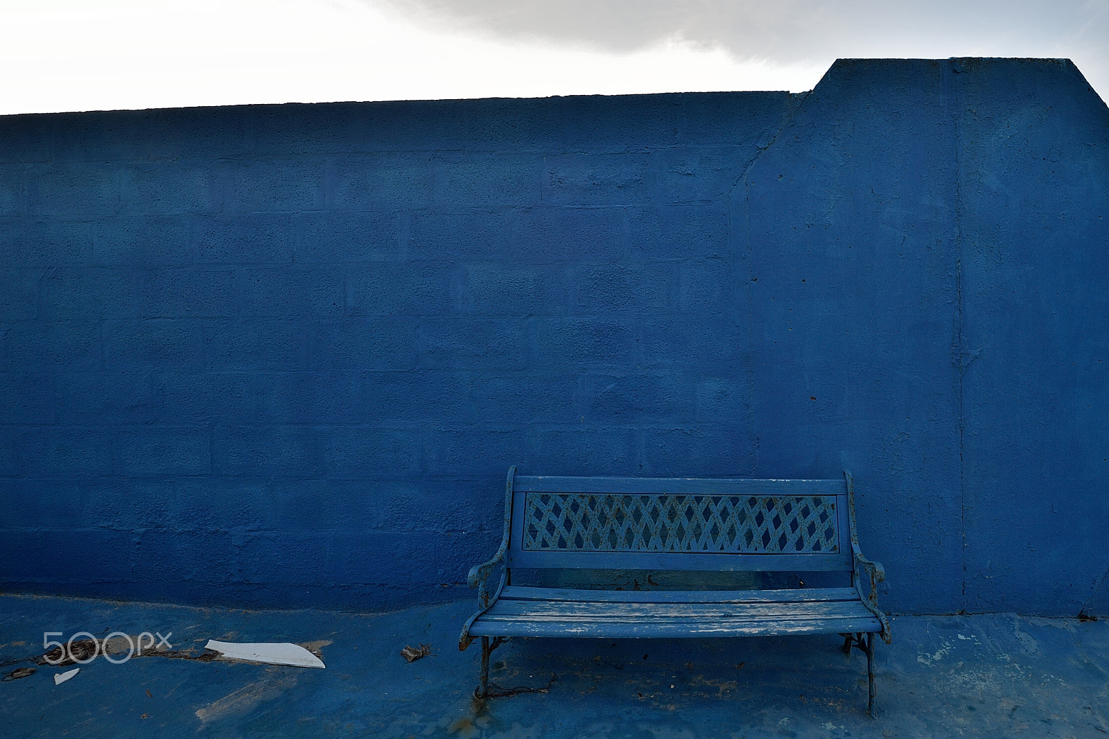 Nikon AF-S Nikkor 16-35mm F4G ED VR sample photo. Points of view on the blue 3. - absence photography