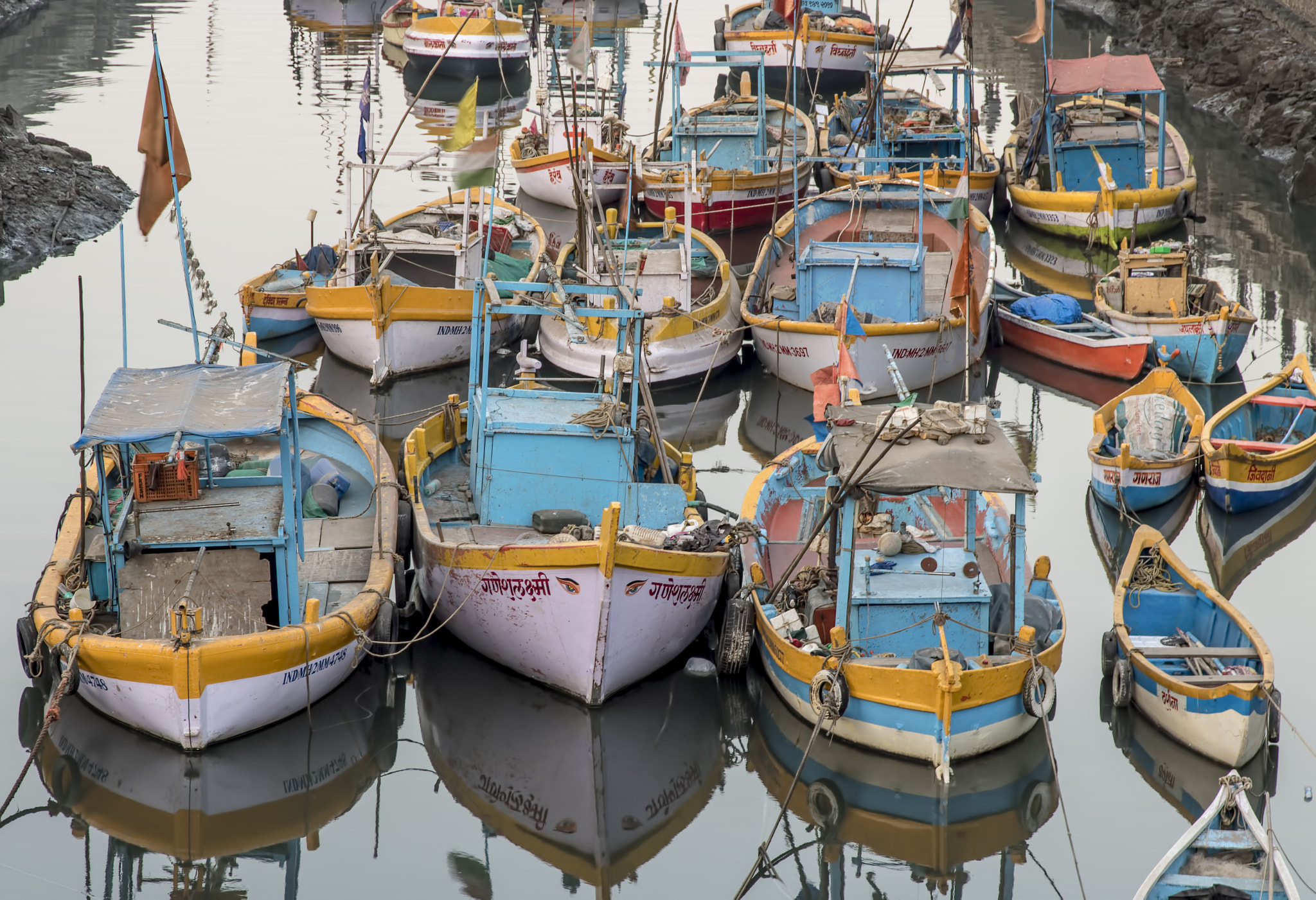 Canon EOS 750D (EOS Rebel T6i / EOS Kiss X8i) sample photo. Boats photography