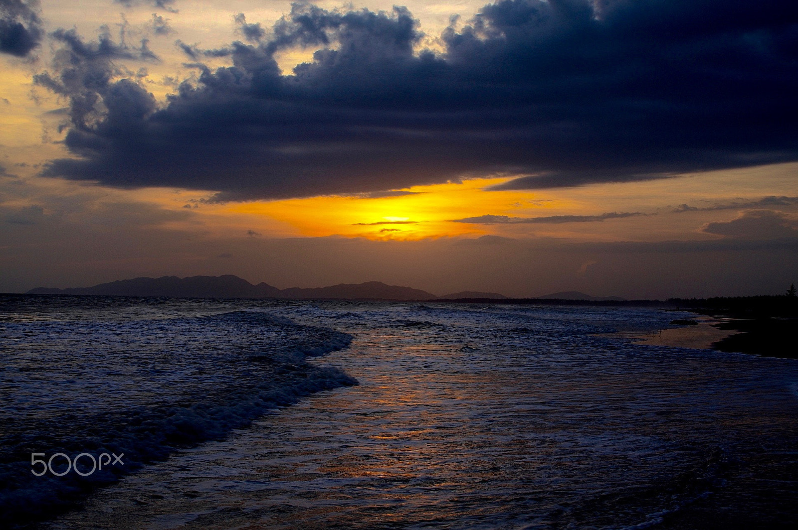 Canon EOS 40D sample photo. At dawn photography