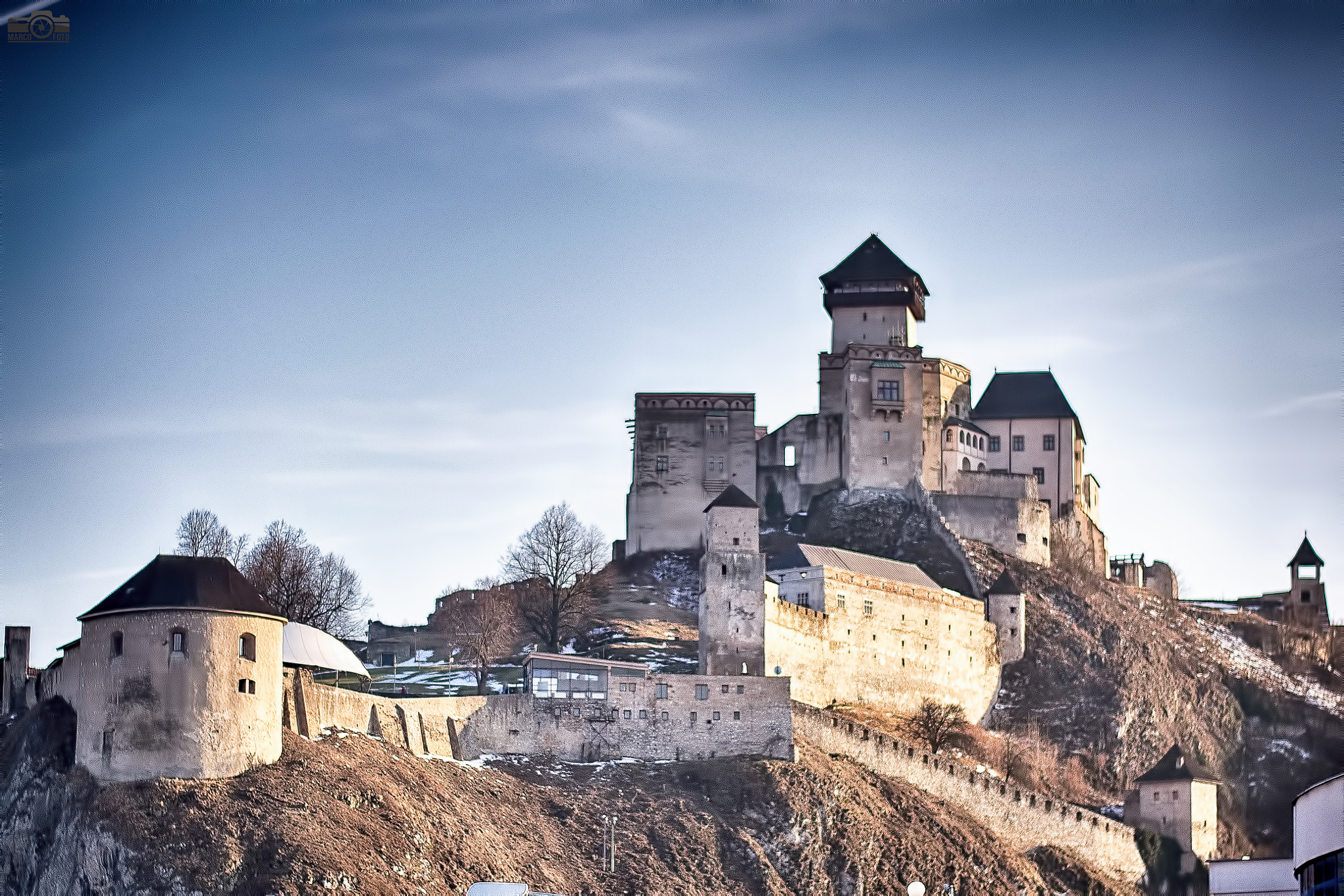 AF Zoom-Nikkor 35-135mm f/3.5-4.5 N sample photo. Trencin castle slovakia photography