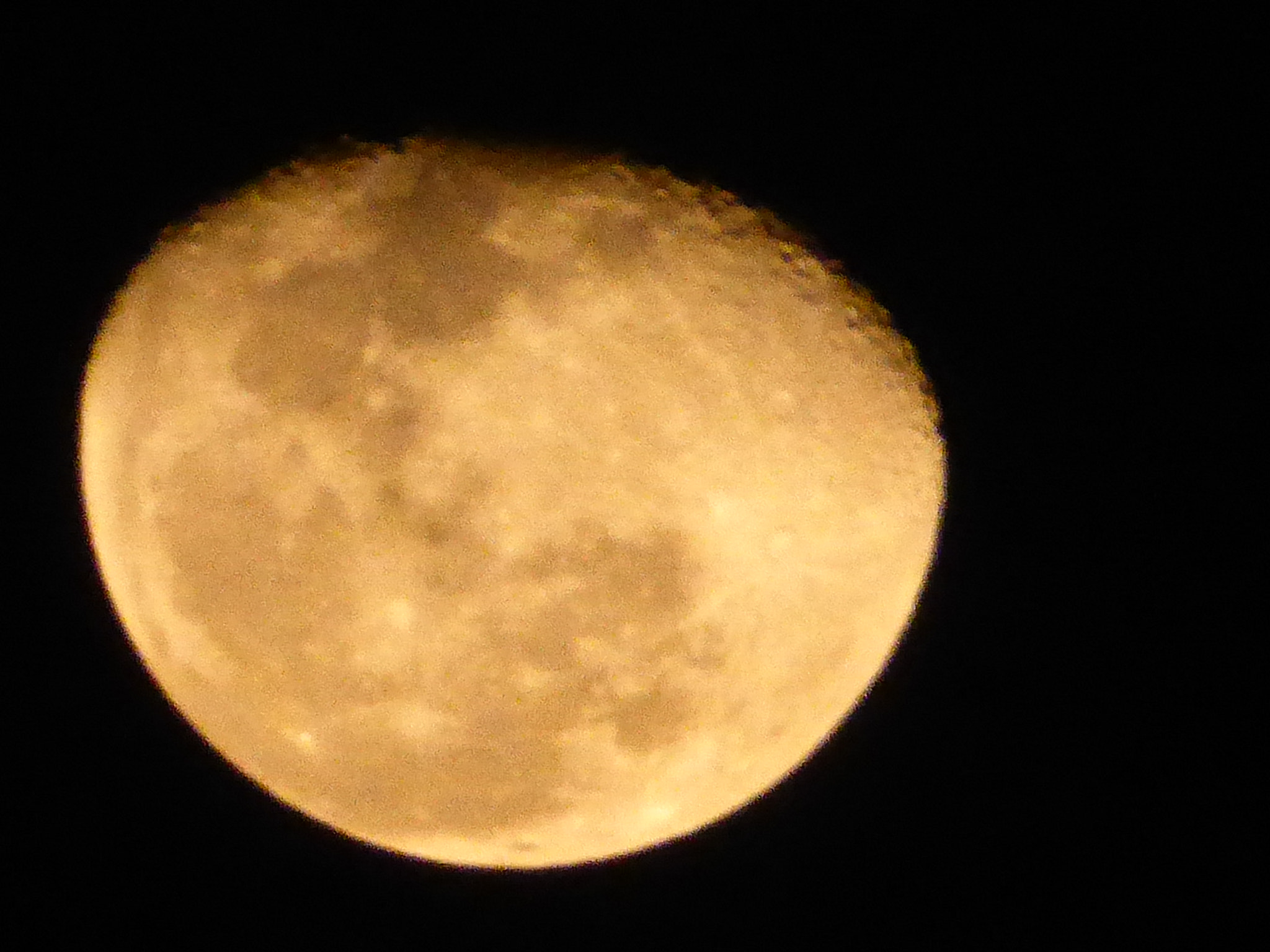 Panasonic Lumix DMC-ZS40 (Lumix DMC-TZ60) sample photo. The golden moon, shot taken this evening photography