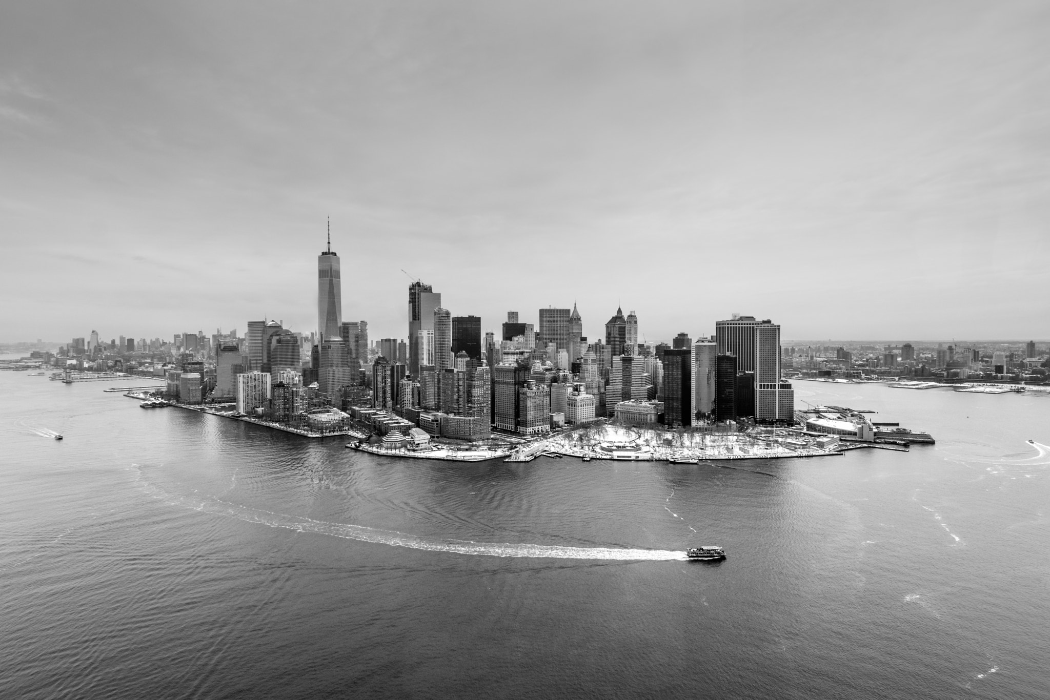 Canon EOS 80D + Tokina AT-X Pro 11-16mm F2.8 DX sample photo. Chopper view of lower manhattan photography