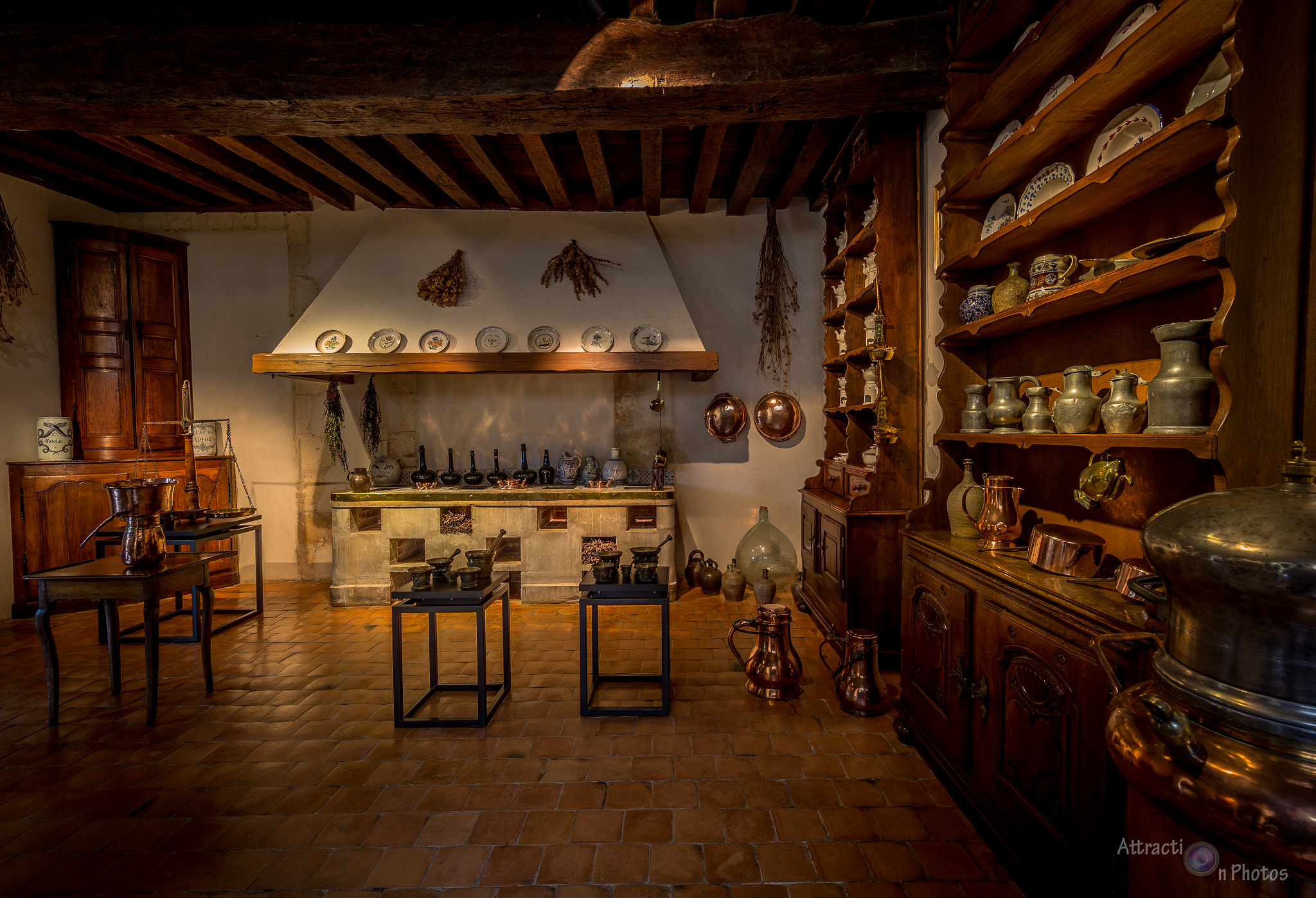 Canon EOS 6D sample photo. Old apothecary photography