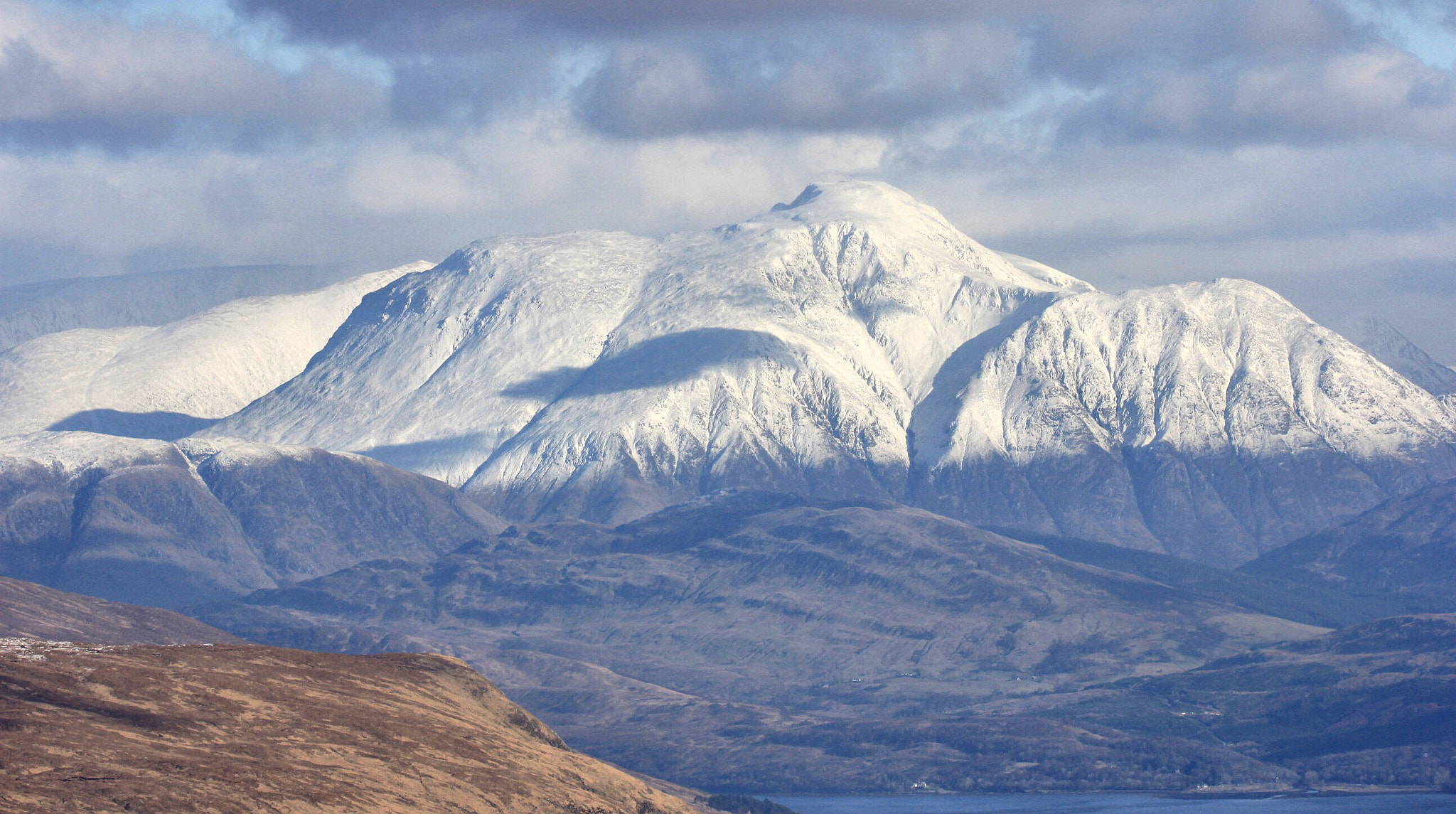 Canon EOS 60D + Tamron 16-300mm F3.5-6.3 Di II VC PZD Macro sample photo. Ben nevis from ardgour. photography