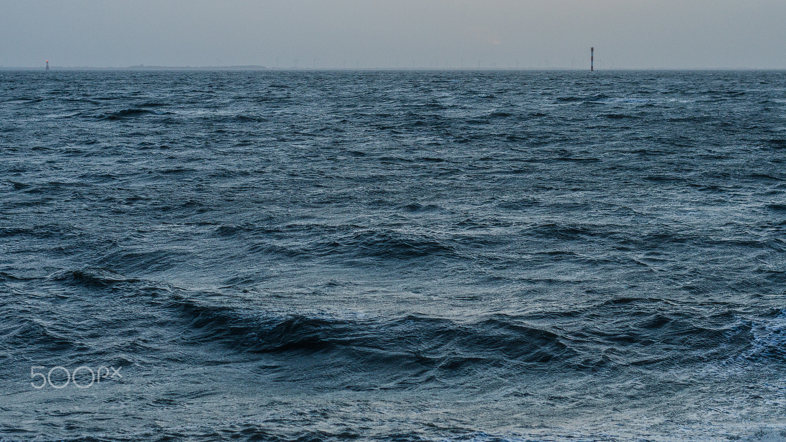 Nikon D7000 + Nikon AF-S Nikkor 50mm F1.4G sample photo. Getting stormy photography