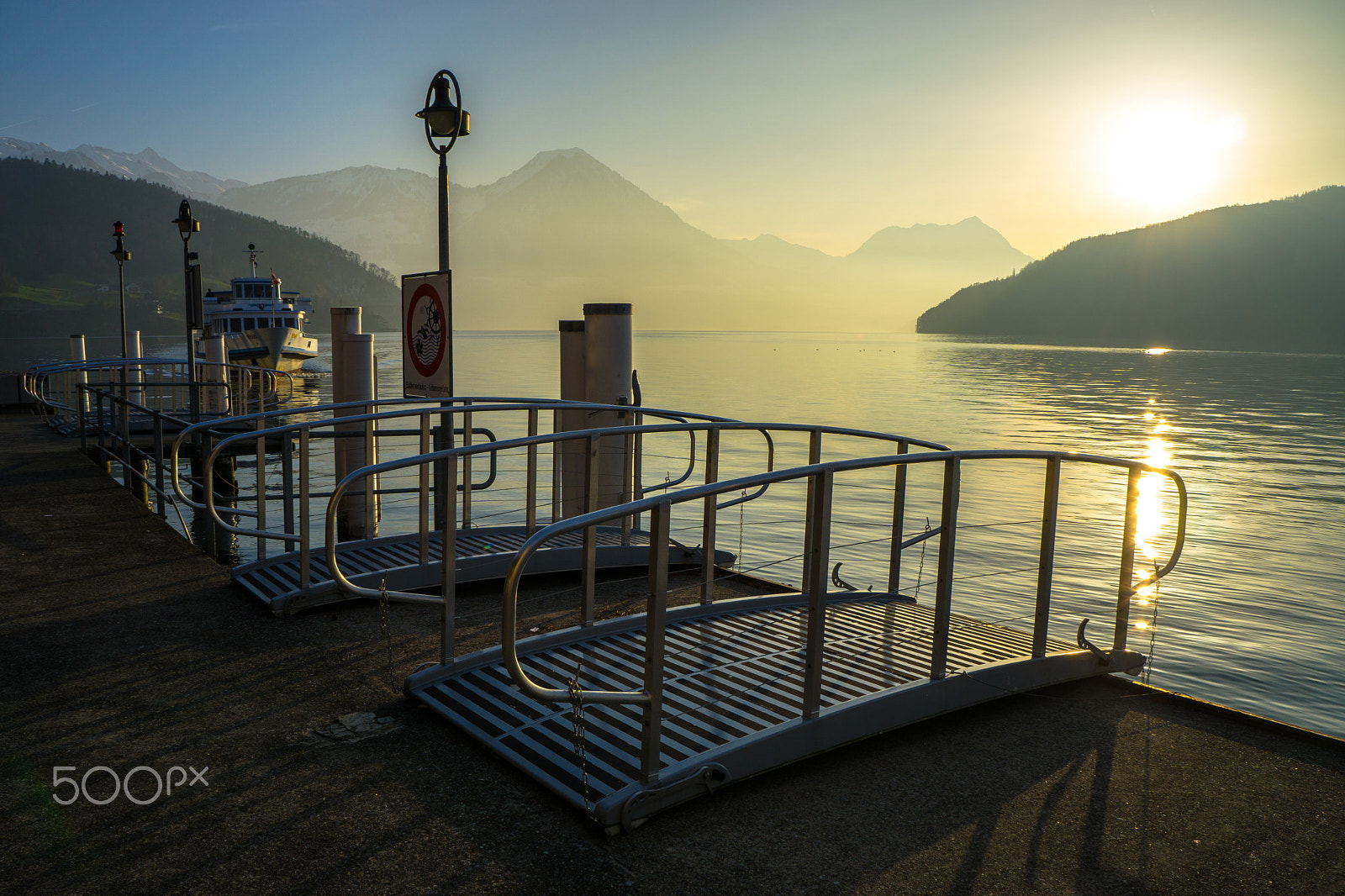 Sony a6000 + Sony E 18-55mm F3.5-5.6 OSS sample photo. Evening boat photography