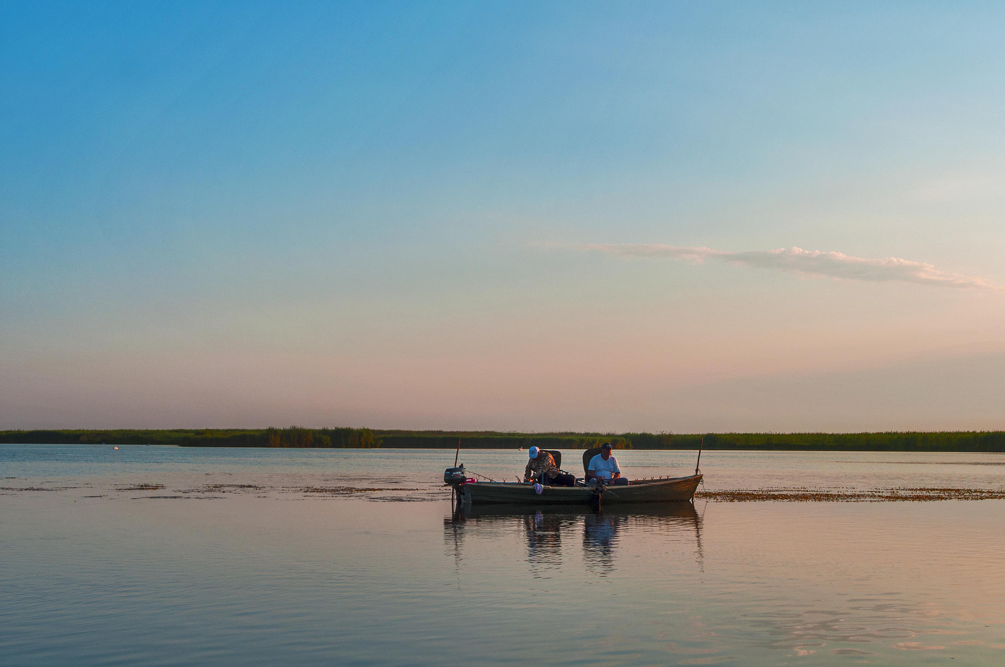 Nikon AF-S Nikkor 17-35mm F2.8D ED-IF sample photo. Gone fishin' photography