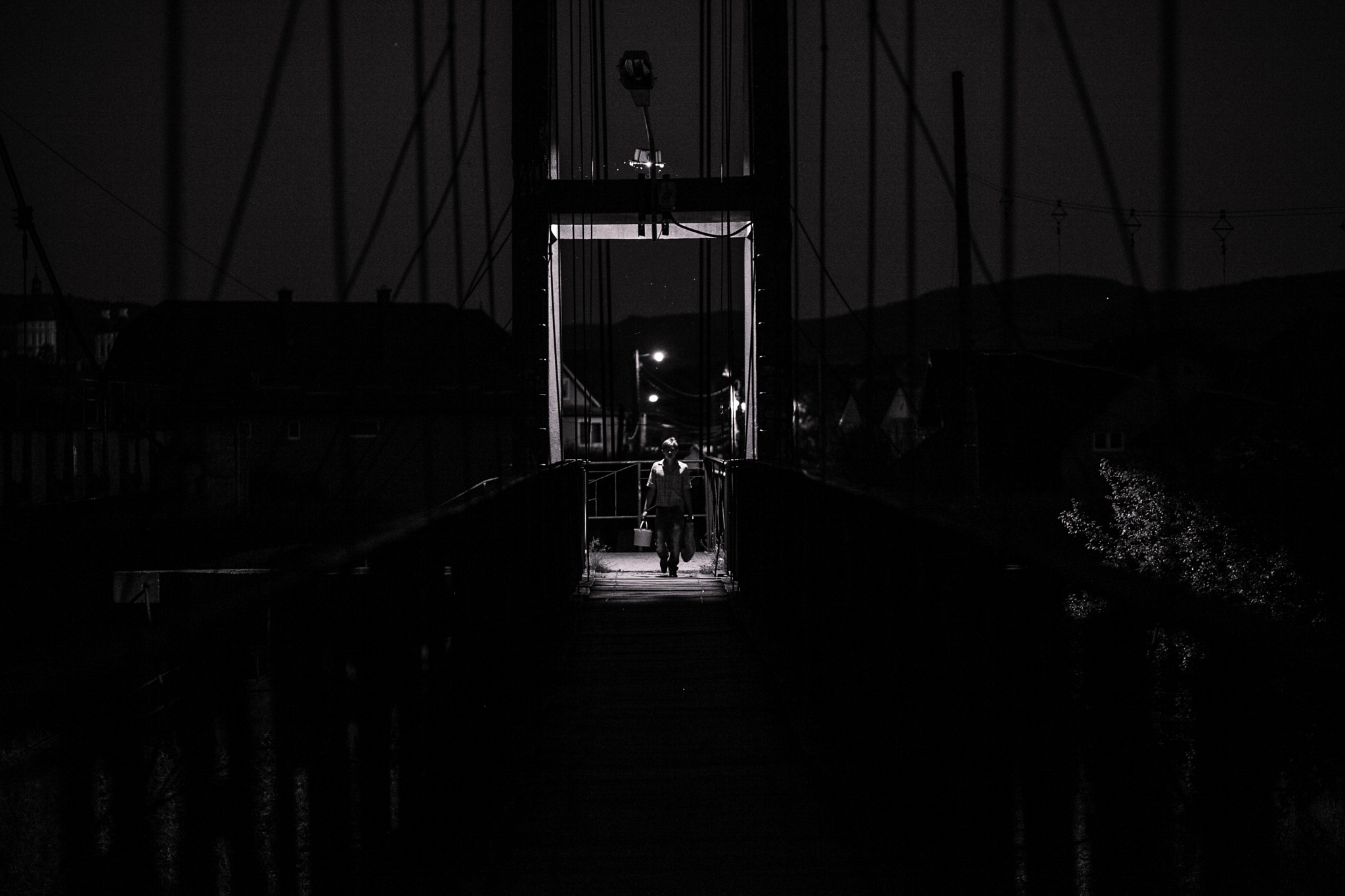 Canon EF 100mm F2.0 USM sample photo. Dark side photography