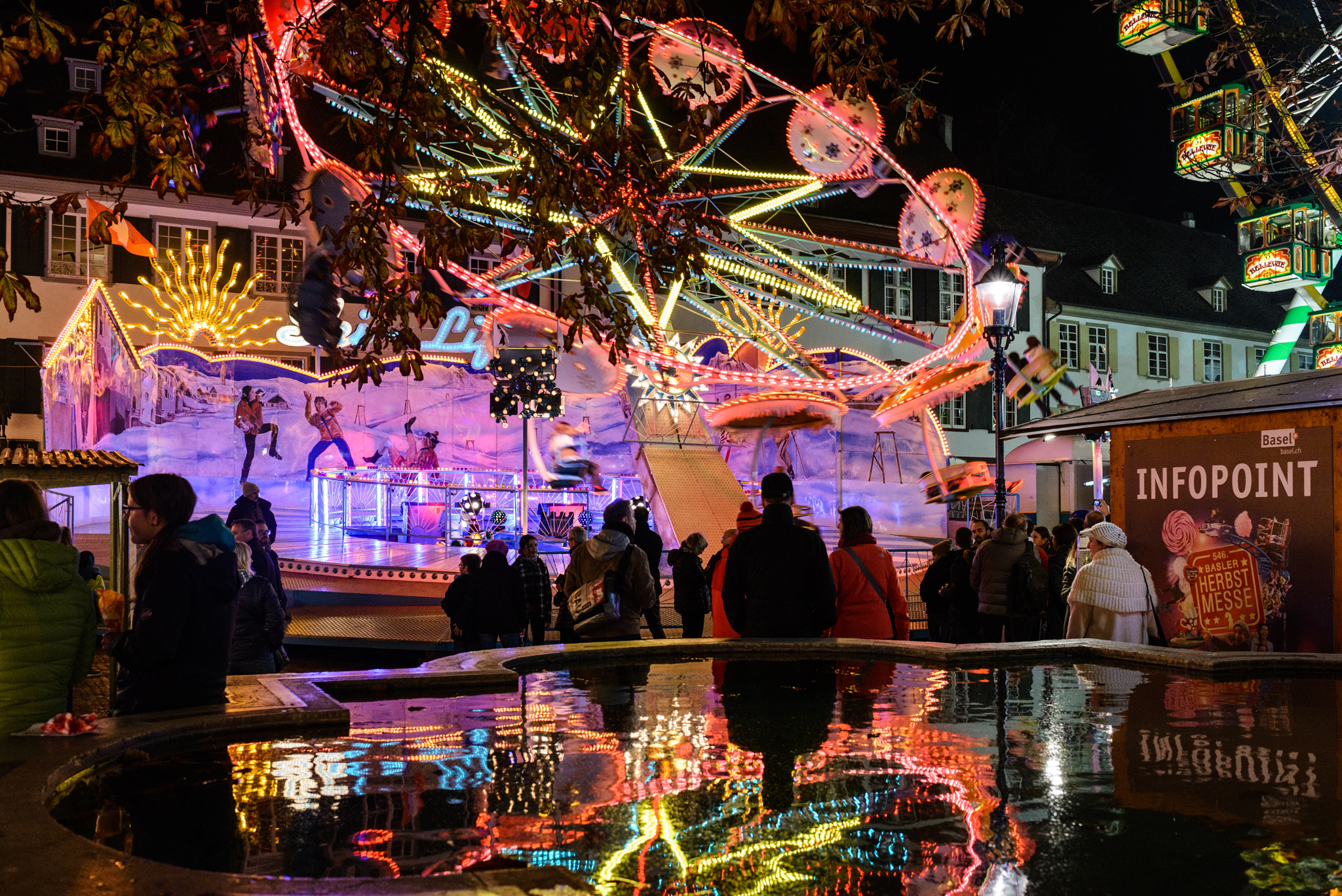 Nikon D610 + Nikon AF-S Nikkor 35mm F1.8G ED sample photo. Basler herbstmesse photography