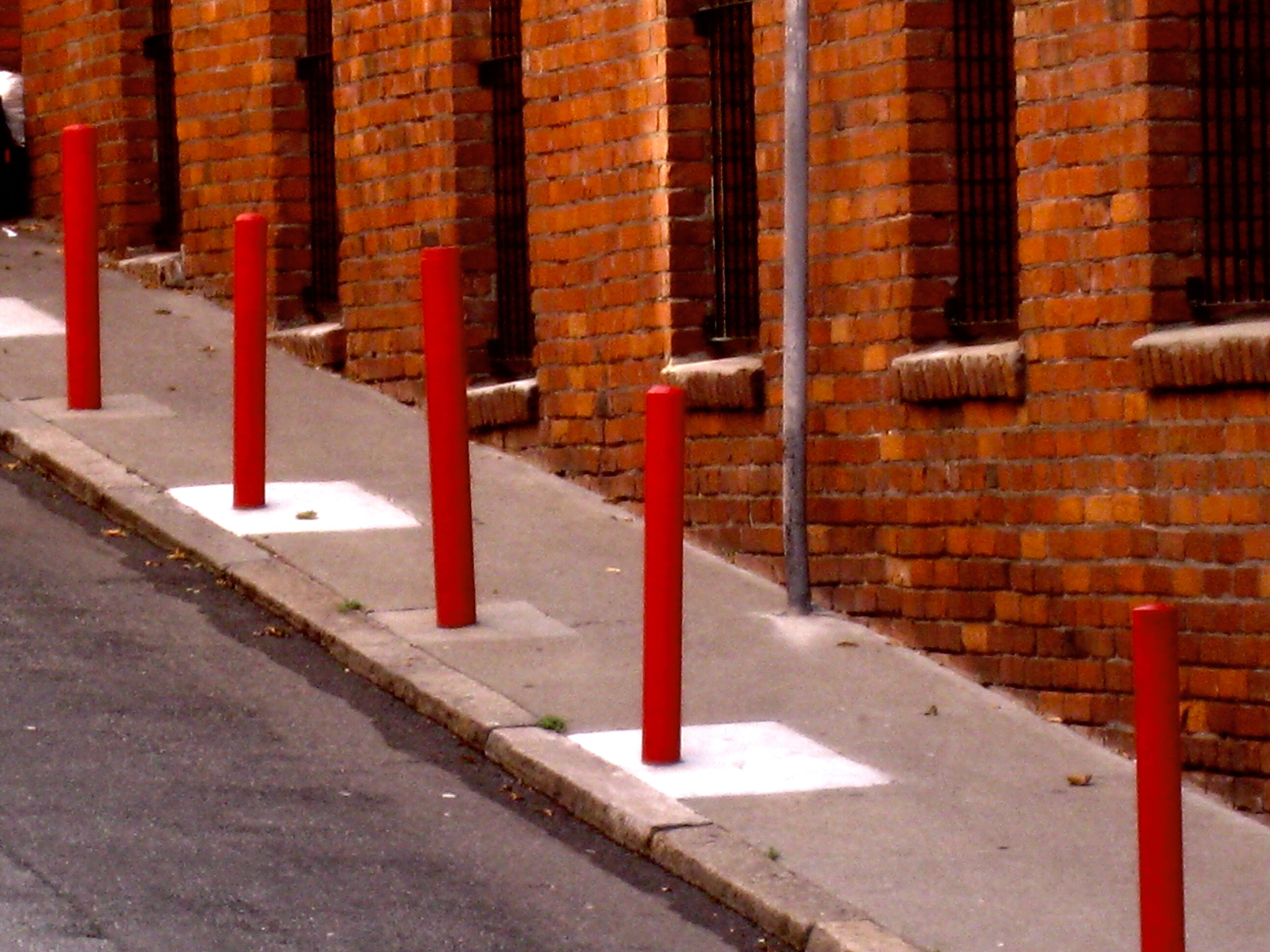 Canon POWERSHOT SD870 IS sample photo. Red bollards, osgood place, san francisco, california 2009 photography