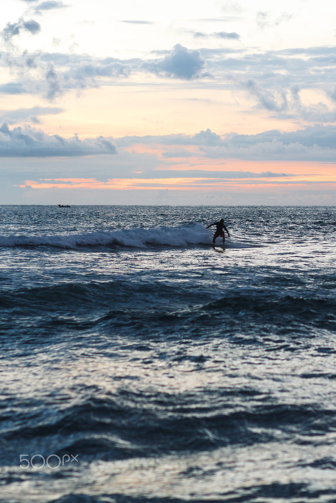 Canon EOS 5D + Canon EF 85mm F1.8 USM sample photo. Waves photography