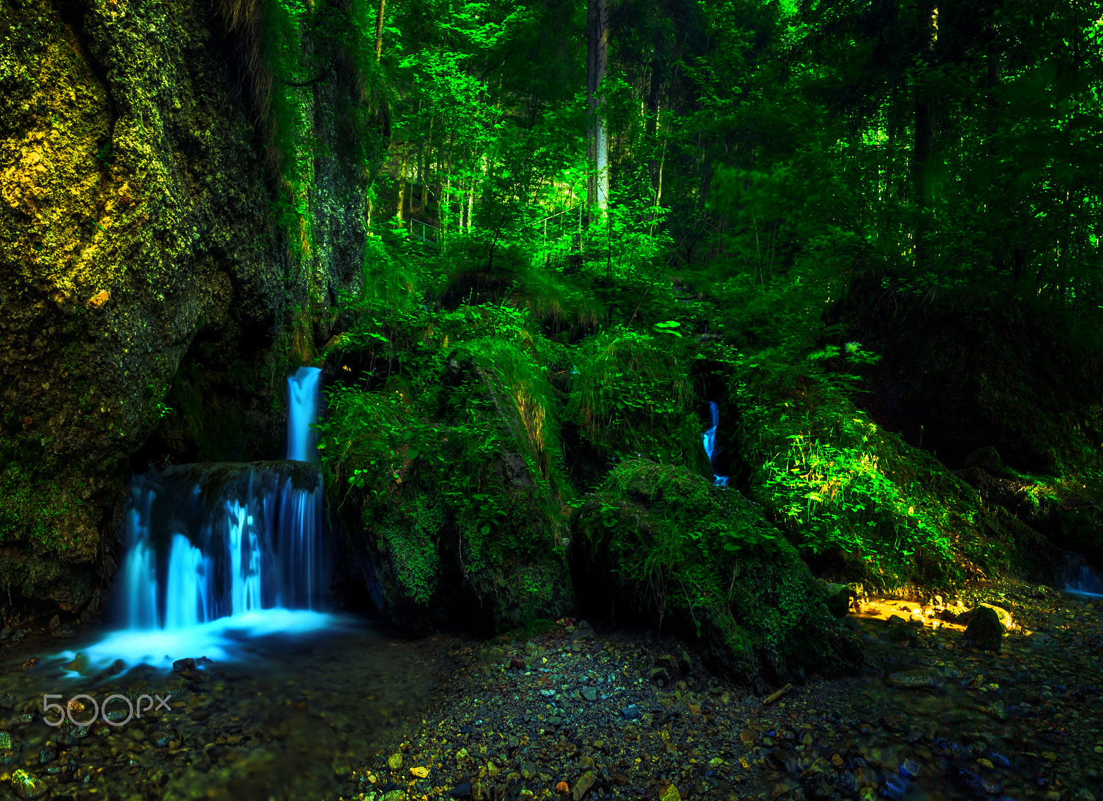 Canon EF-S 10-22mm F3.5-4.5 USM sample photo. Hinanger wasserfall photography
