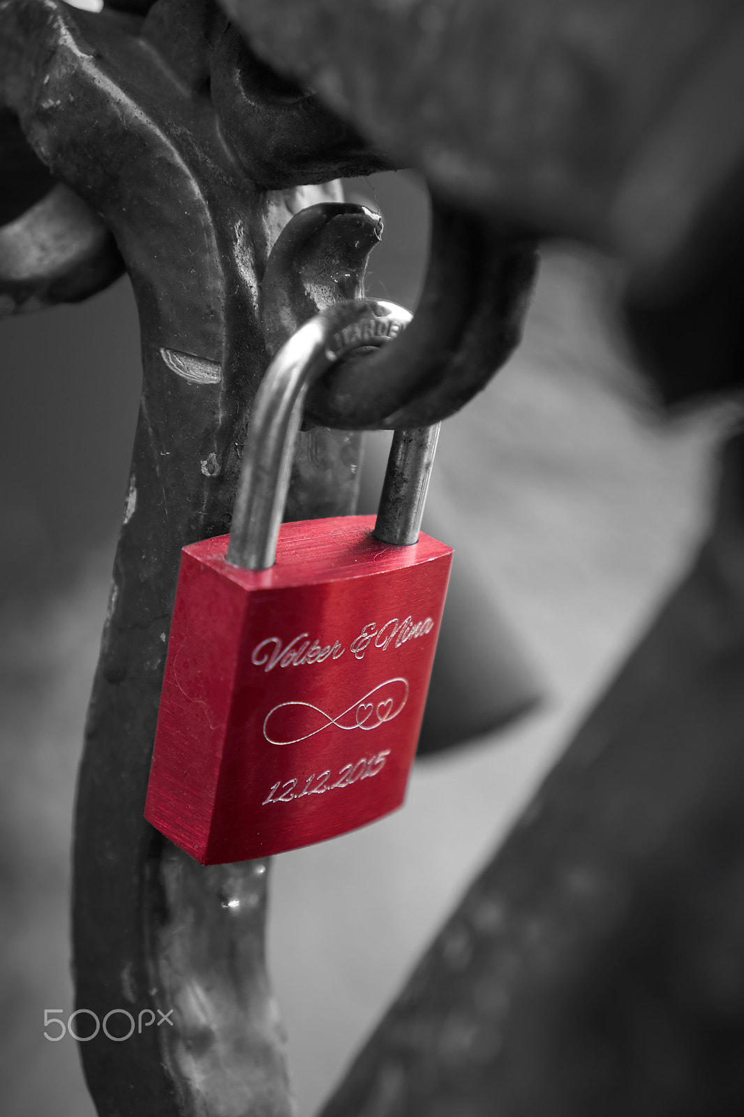 Sony E 35mm F1.8 OSS sample photo. Lovely lock photography