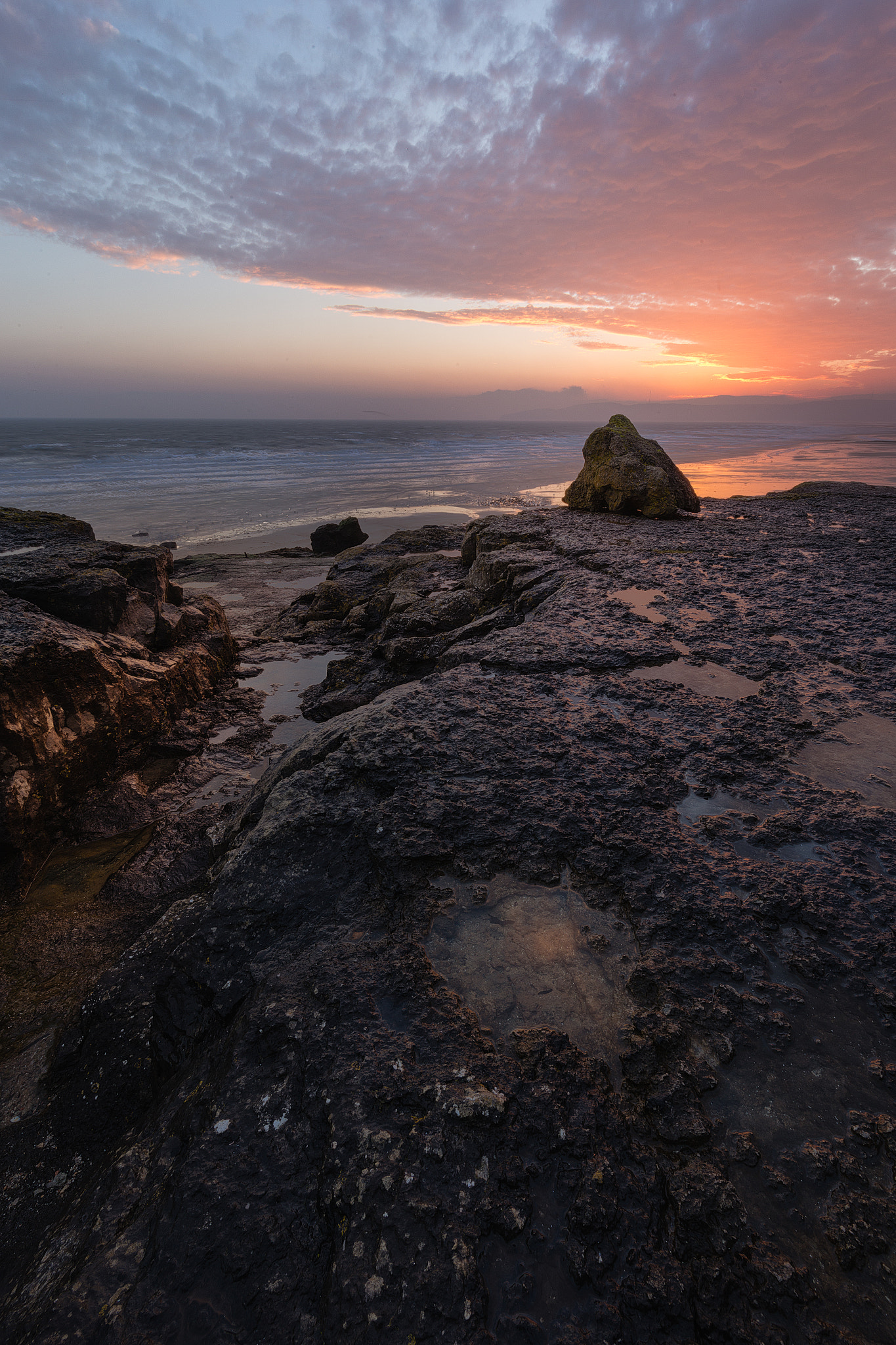 Canon EOS 6D + Canon EF 300mm f/2.8L sample photo. Sunrise on the rocks photography