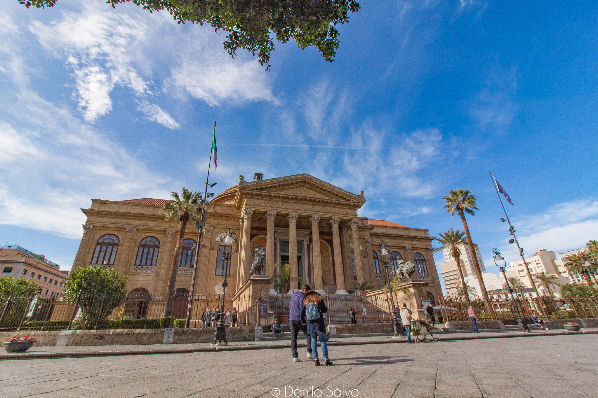 Canon EOS 50D + Canon EF-S 10-18mm F4.5–5.6 IS STM sample photo. Teatro massimo photography