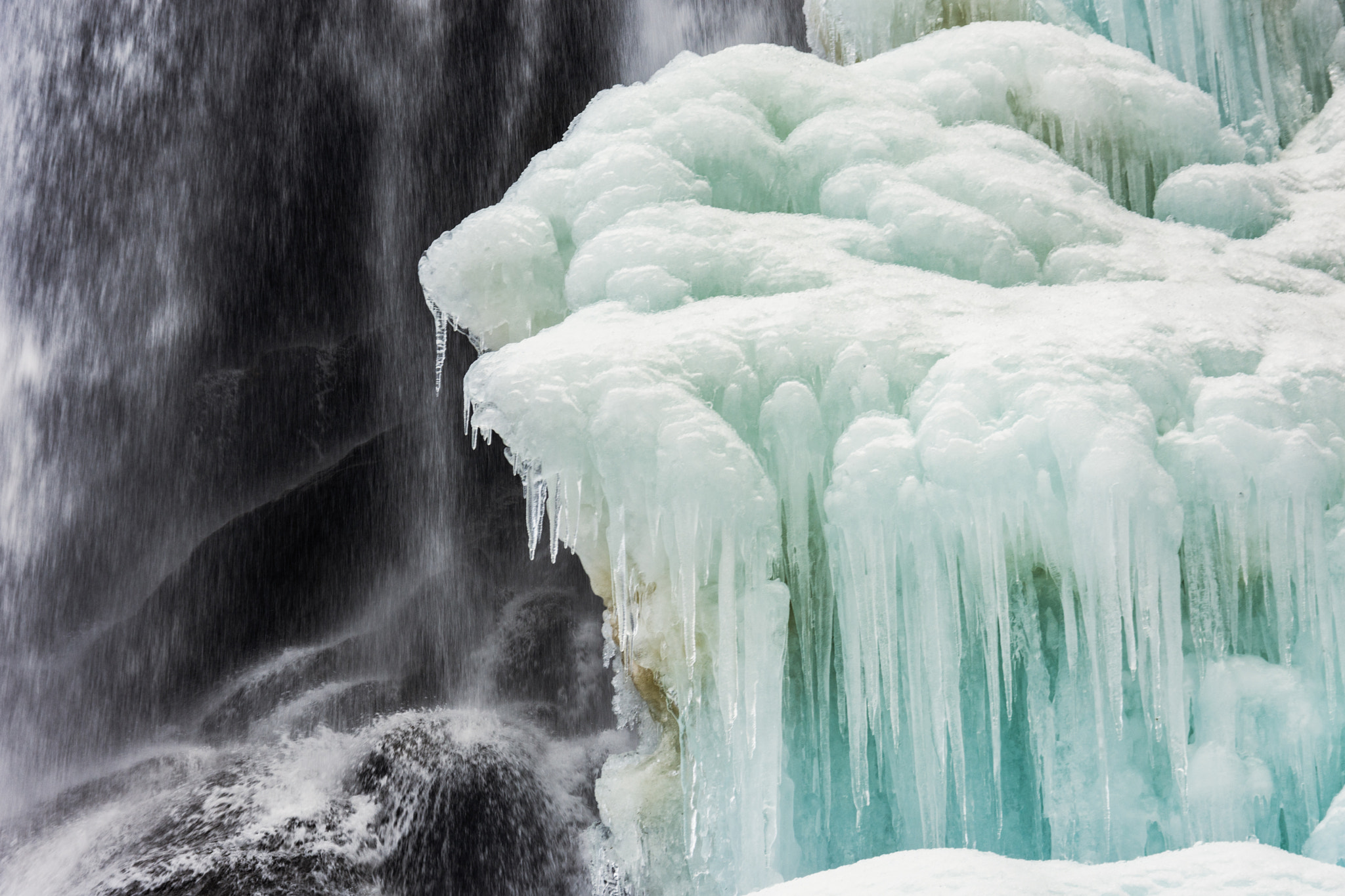 Nikon D7200 + Sigma 18-200mm F3.5-6.3 DC OS HSM sample photo. Detail of krimmler waterfall photography