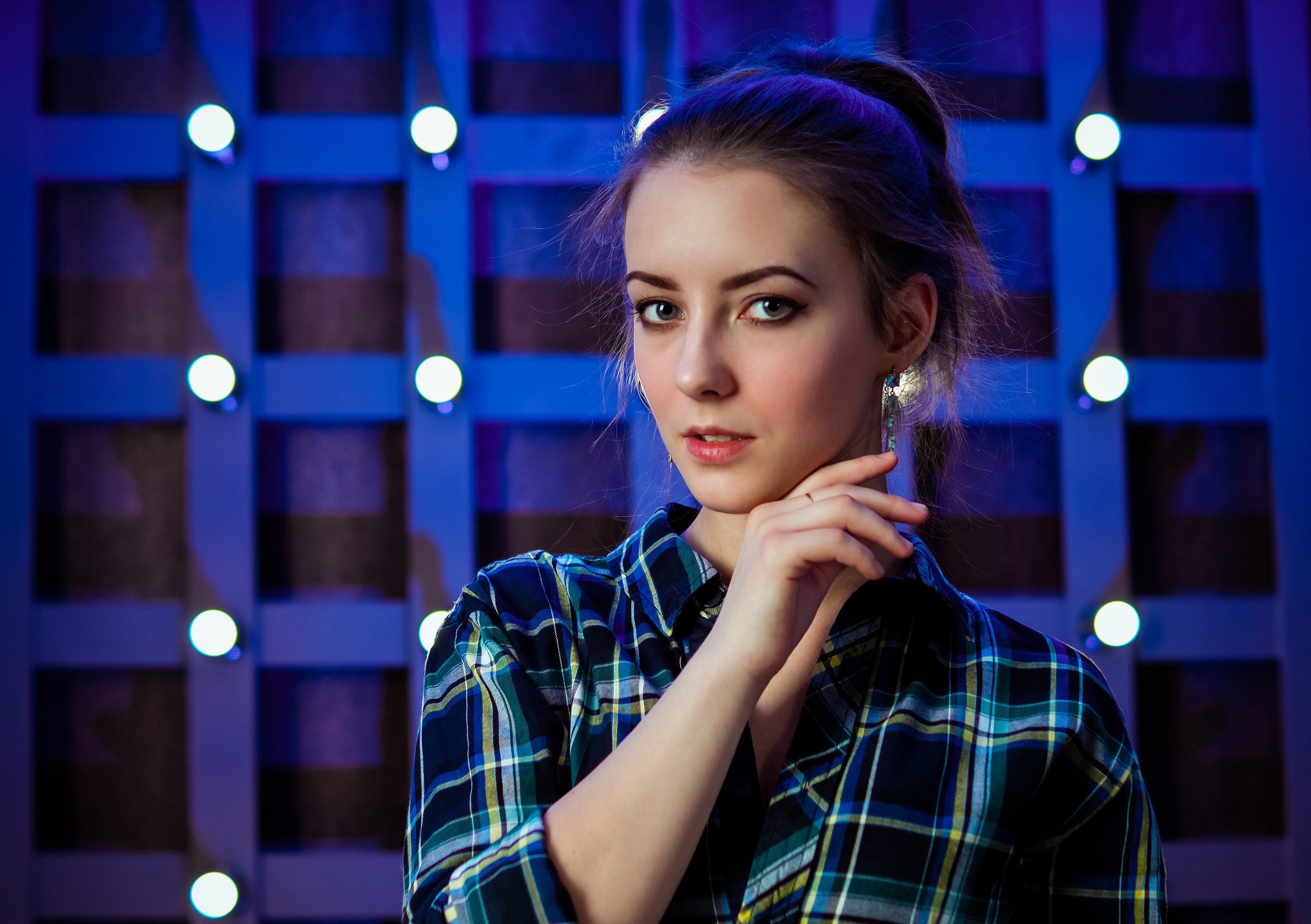 Sony DT 35mm F1.8 SAM sample photo. Shirt blue look photography