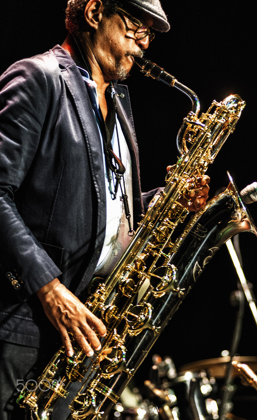 Nikon AF-Nikkor 80-200mm F2.8D ED sample photo. Luther's show photography