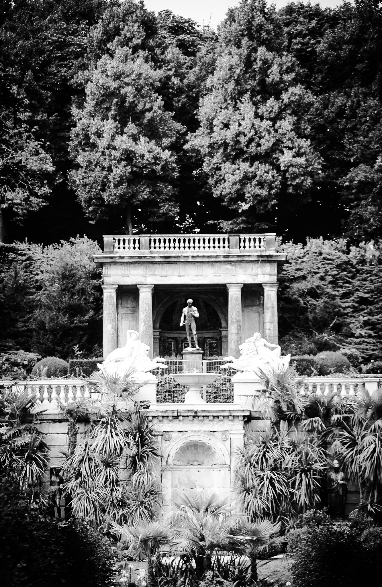Sigma 18-200mm f/3.5-6.3 DC OS sample photo. Sanssouci park photography
