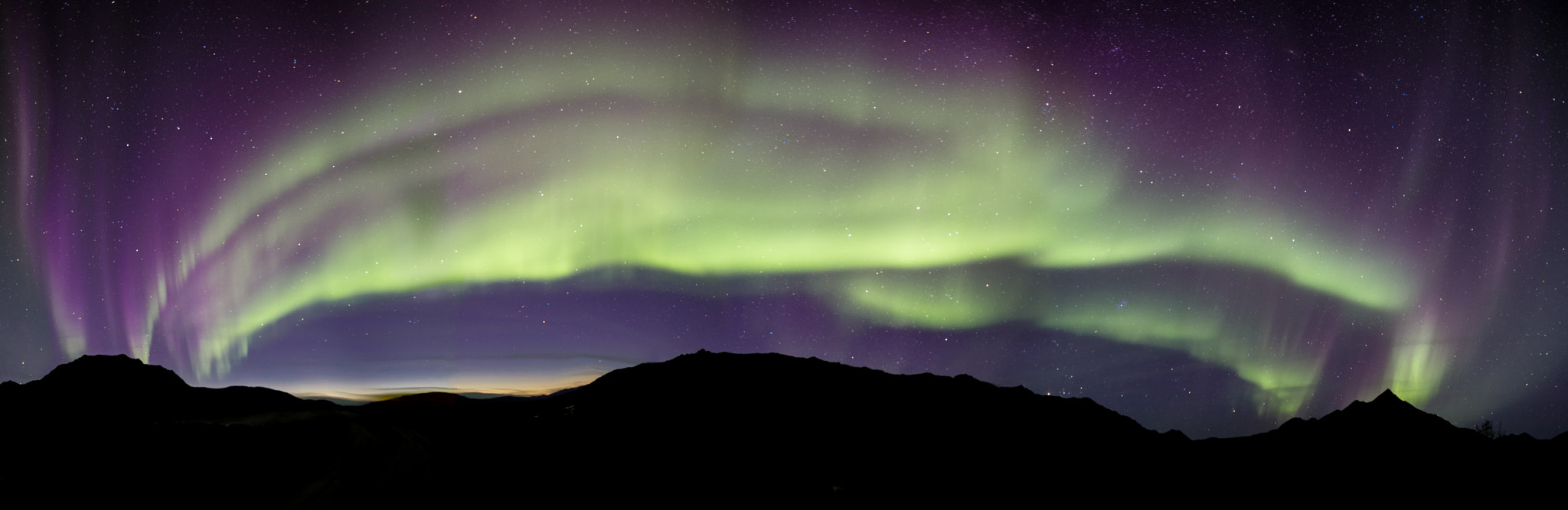 Canon EF 24mm F1.4L II USM sample photo. Dempster northern lights photography
