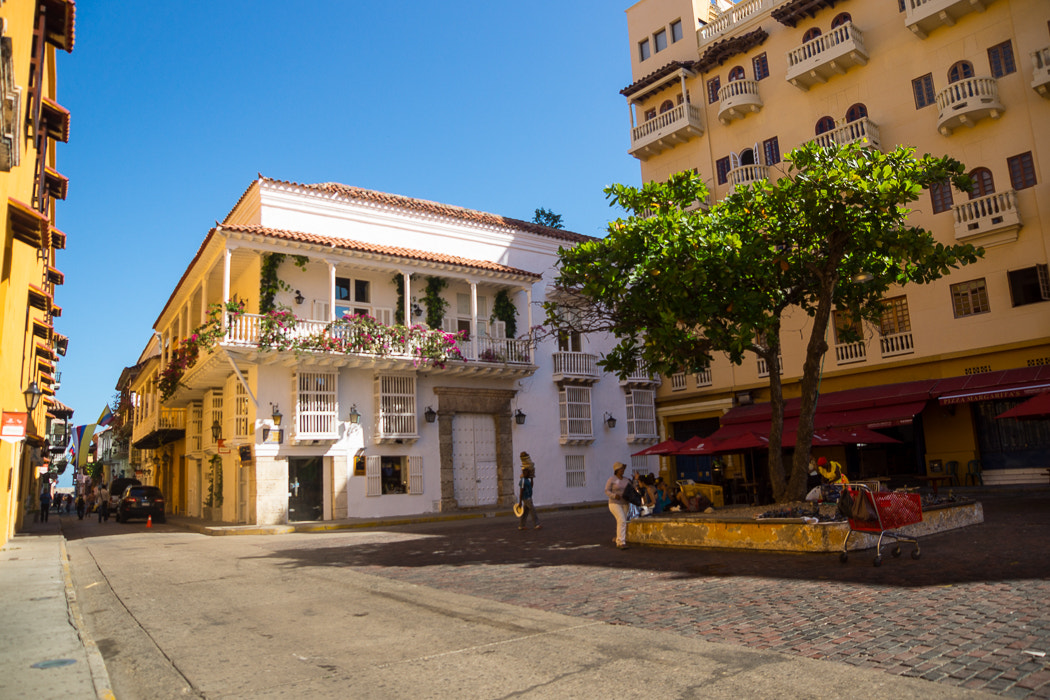 Sony SLT-A65 (SLT-A65V) sample photo. Plaza de santo domingo. photography