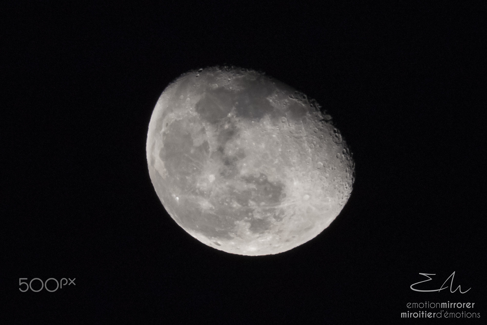 Sigma 150-600mm F5-6.3 DG OS HSM | S sample photo. Moonlight photography