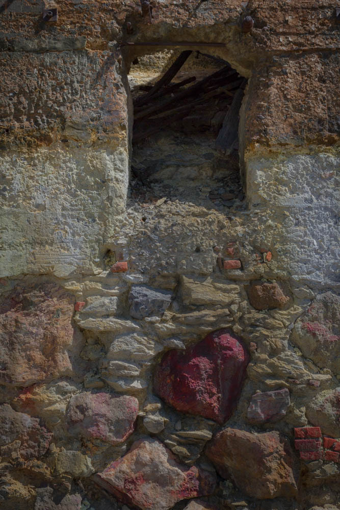 Canon EOS 7D + Sigma 24-70mm F2.8 EX DG Macro sample photo. Hart of stone photography
