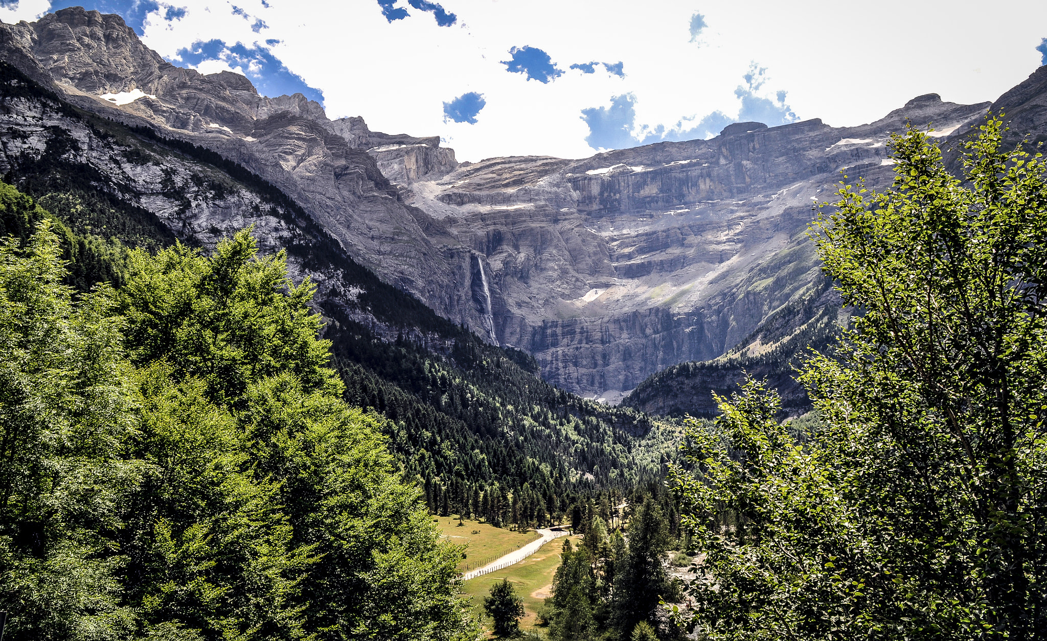 Nikon D5000 sample photo. Cirque de gavarnie photography