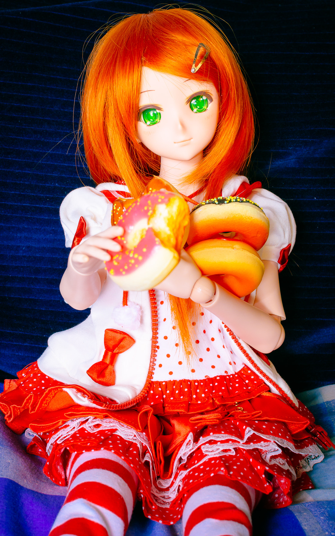 Nikon D500 + Nikon AF-S DX Nikkor 35mm F1.8G sample photo. Valentine's donut photography