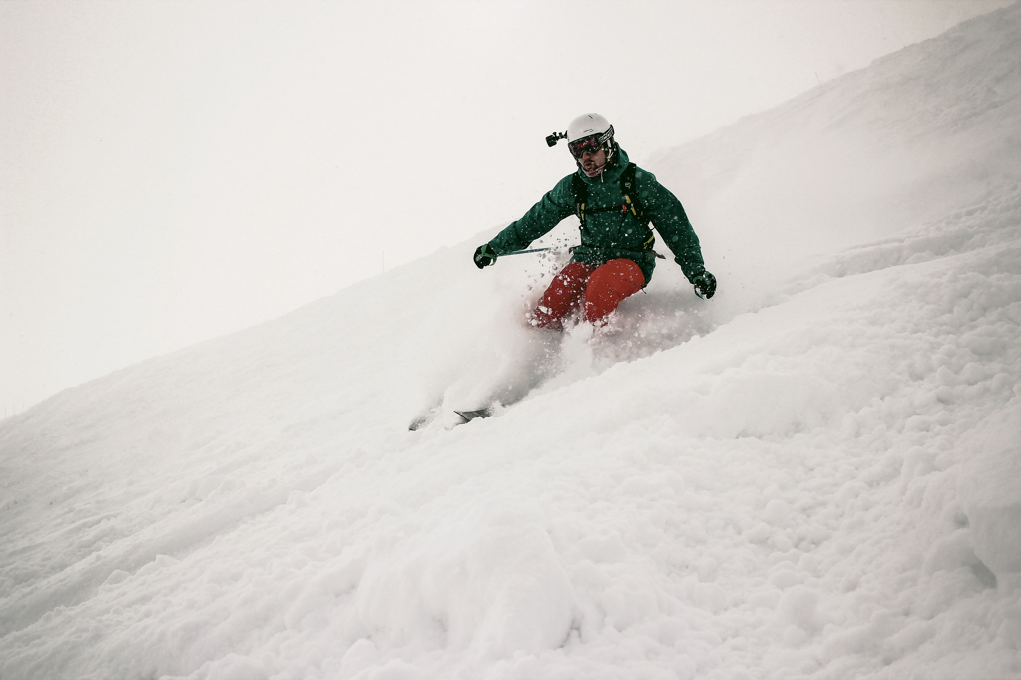Canon EF-S 24mm F2.8 STM sample photo. Fresh turns for lunch photography