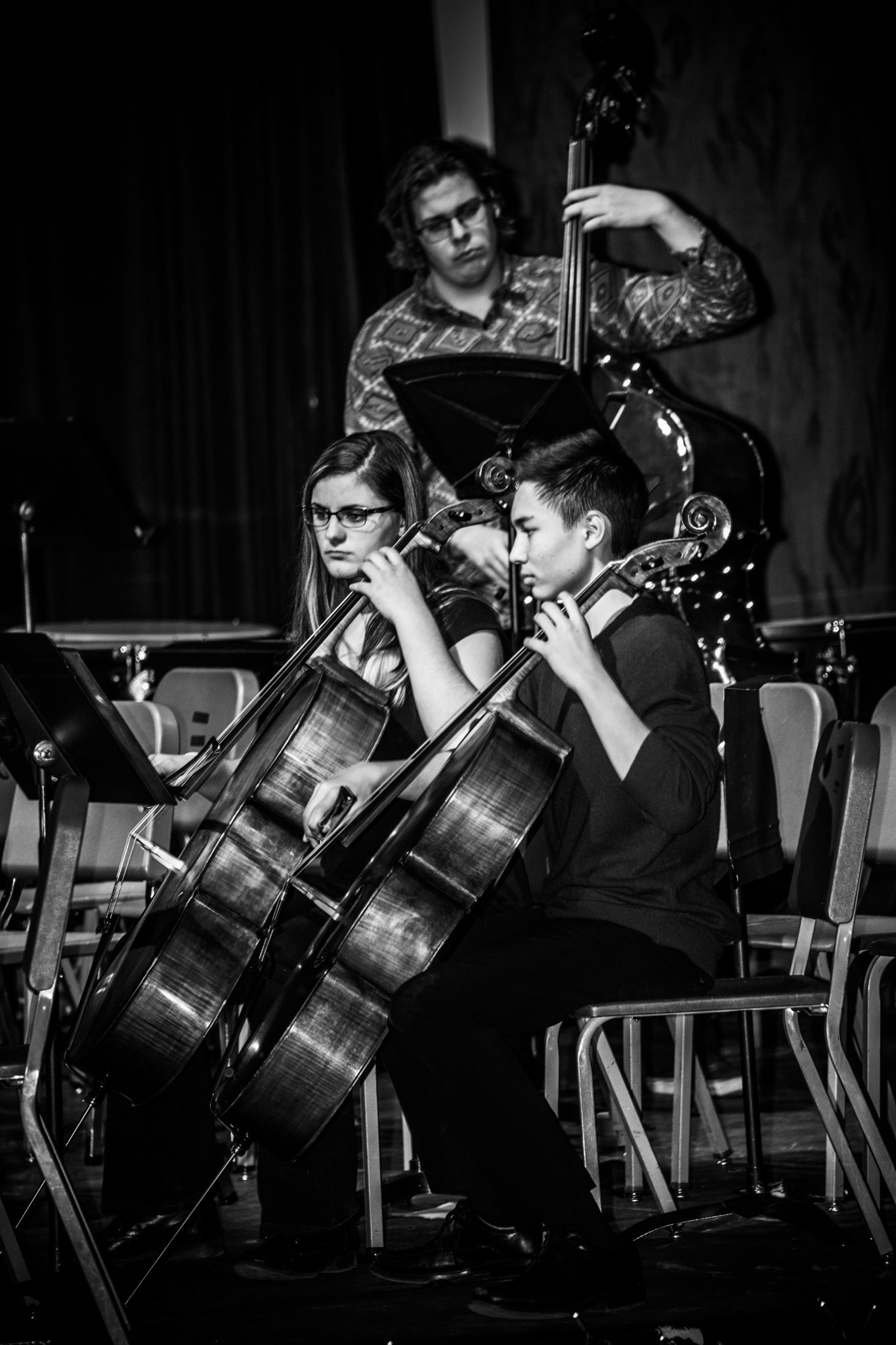 Canon EF 75-300mm f/4-5.6 USM sample photo. Winter prism concert photography