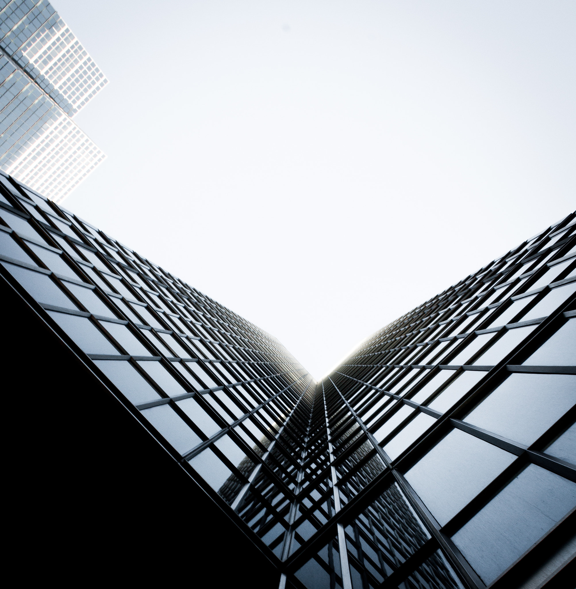 Canon EF-S 18-55mm F3.5-5.6 II sample photo. Financial district building photography