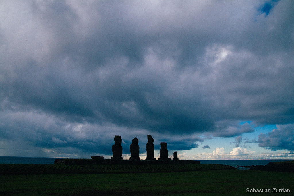 Tamron SP AF 17-50mm F2.8 XR Di II LD Aspherical (IF) sample photo. Easter island photography