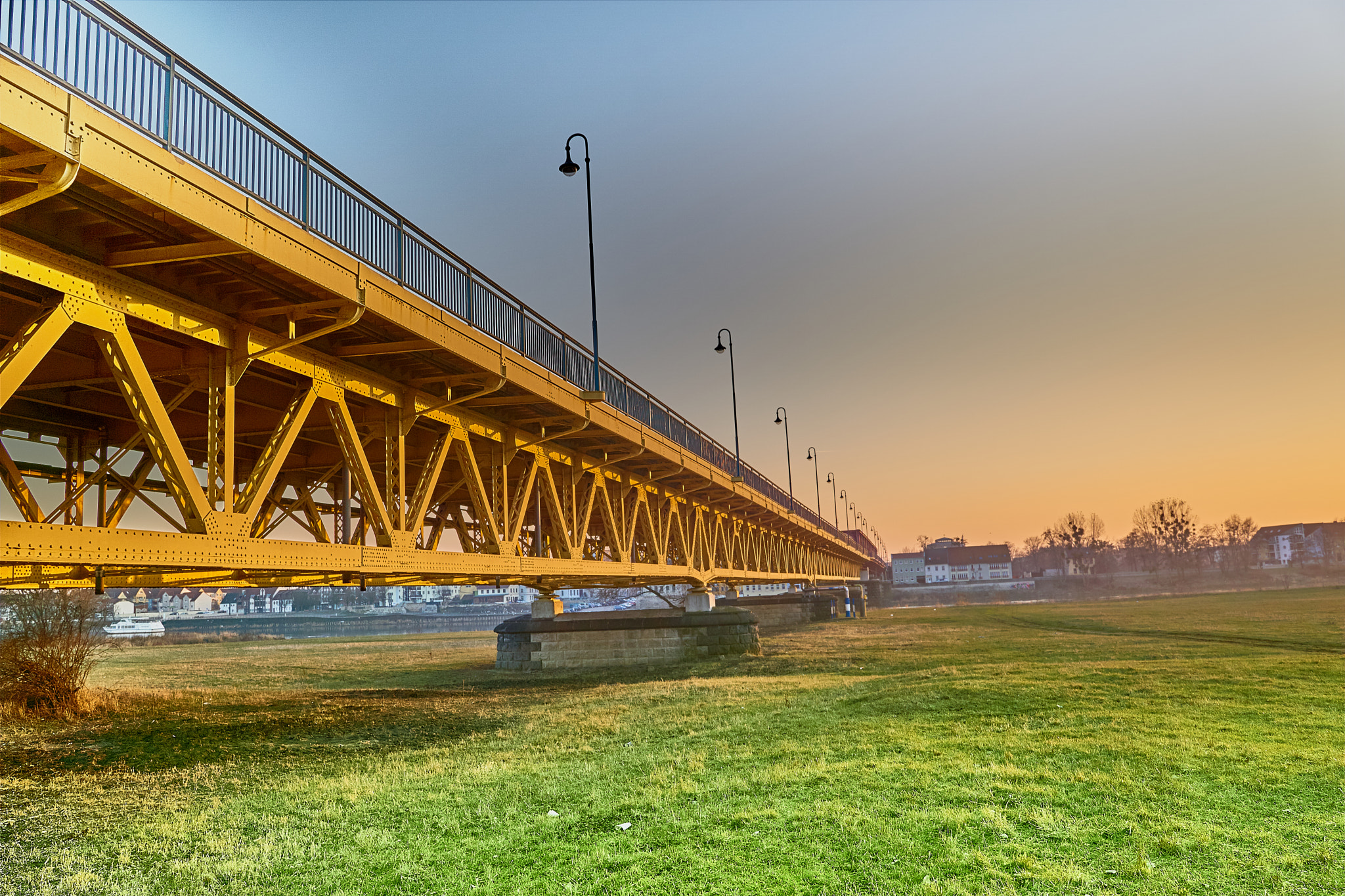 Sigma 19mm F2.8 EX DN sample photo. Brücke photography