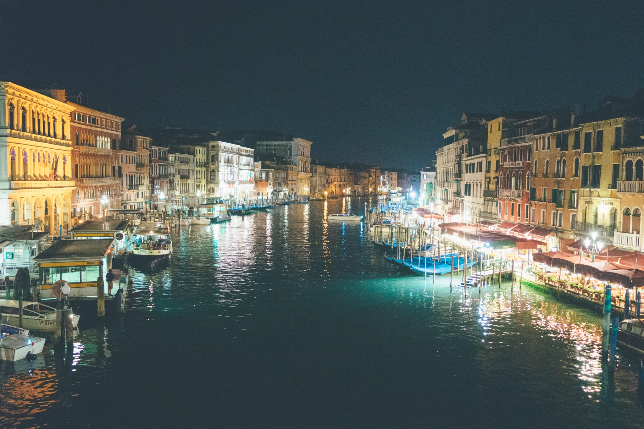 Sony Cyber-shot DSC-RX1R + 35mm F2.0 sample photo. Venice photography