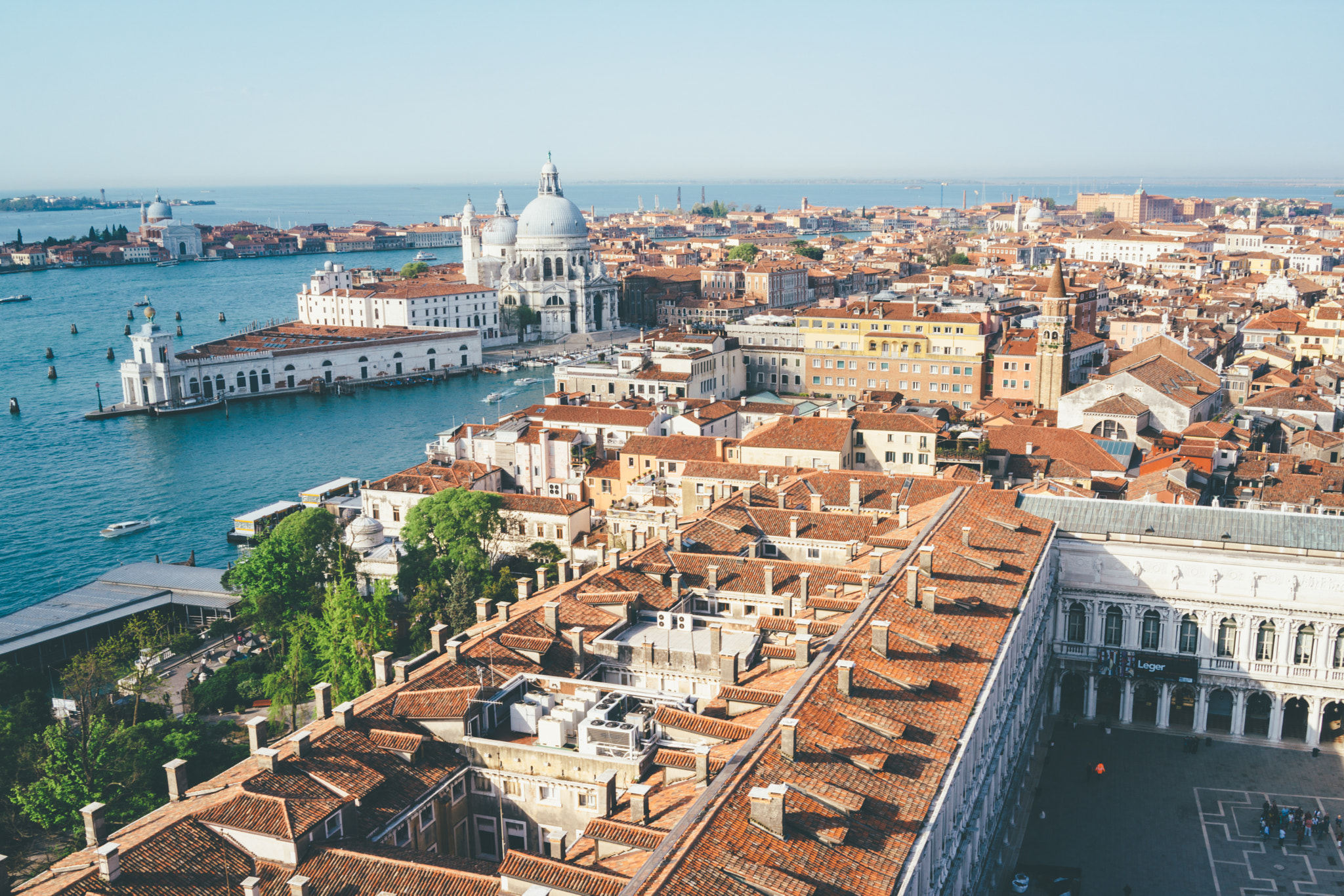 Sony Cyber-shot DSC-RX1R + 35mm F2.0 sample photo. Venice photography