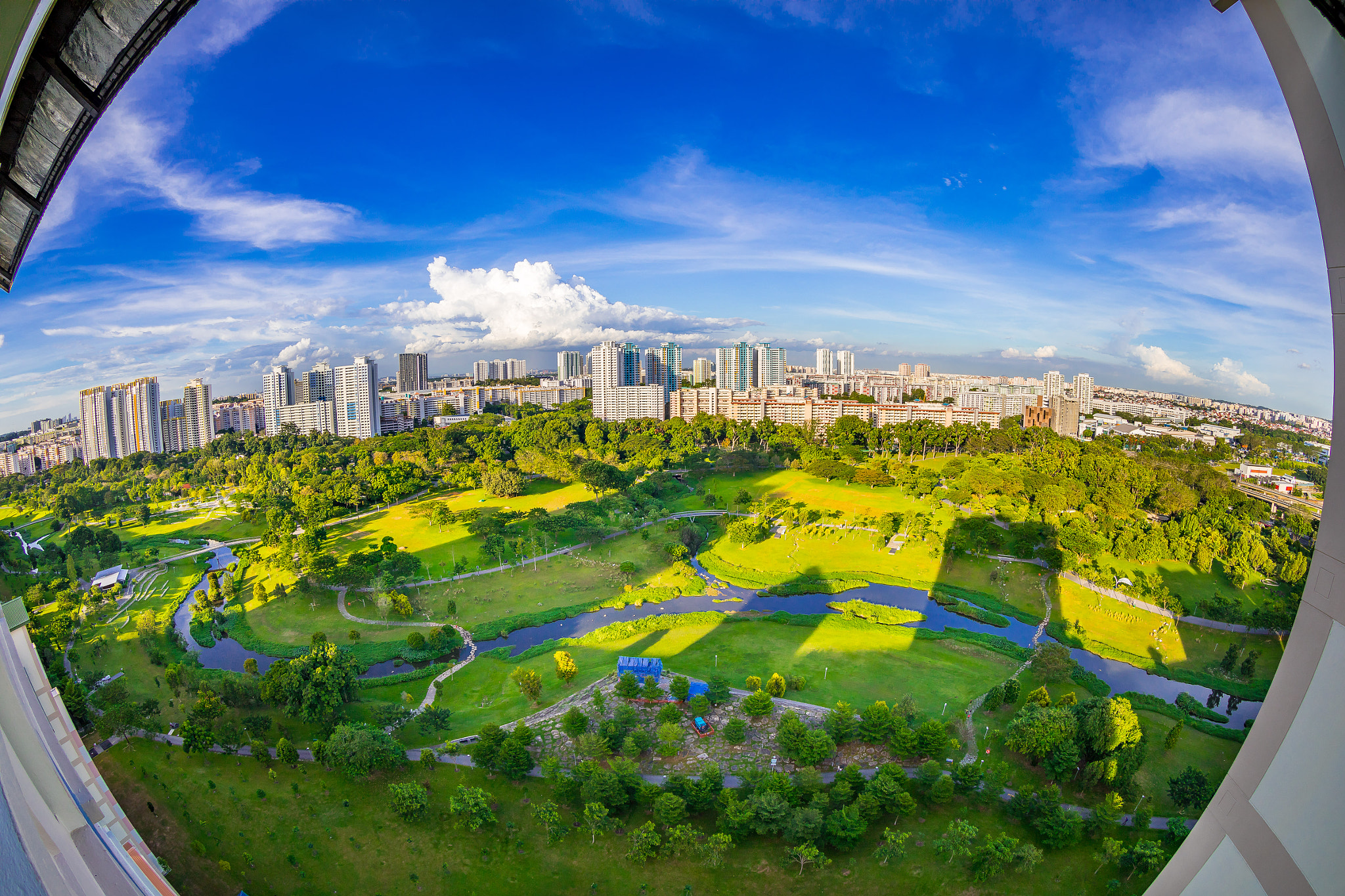 Canon EF 8-15mm F4L Fisheye USM sample photo. Bishan park from above photography