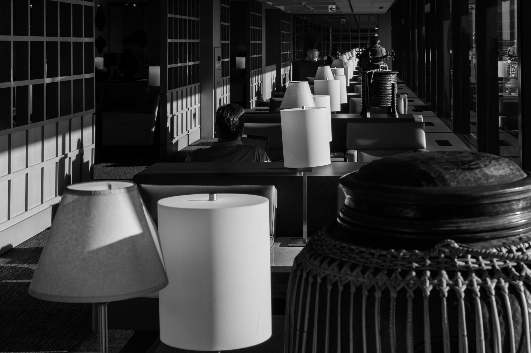 Leica Summicron-M 35mm F2 ASPH sample photo. Lamps photography
